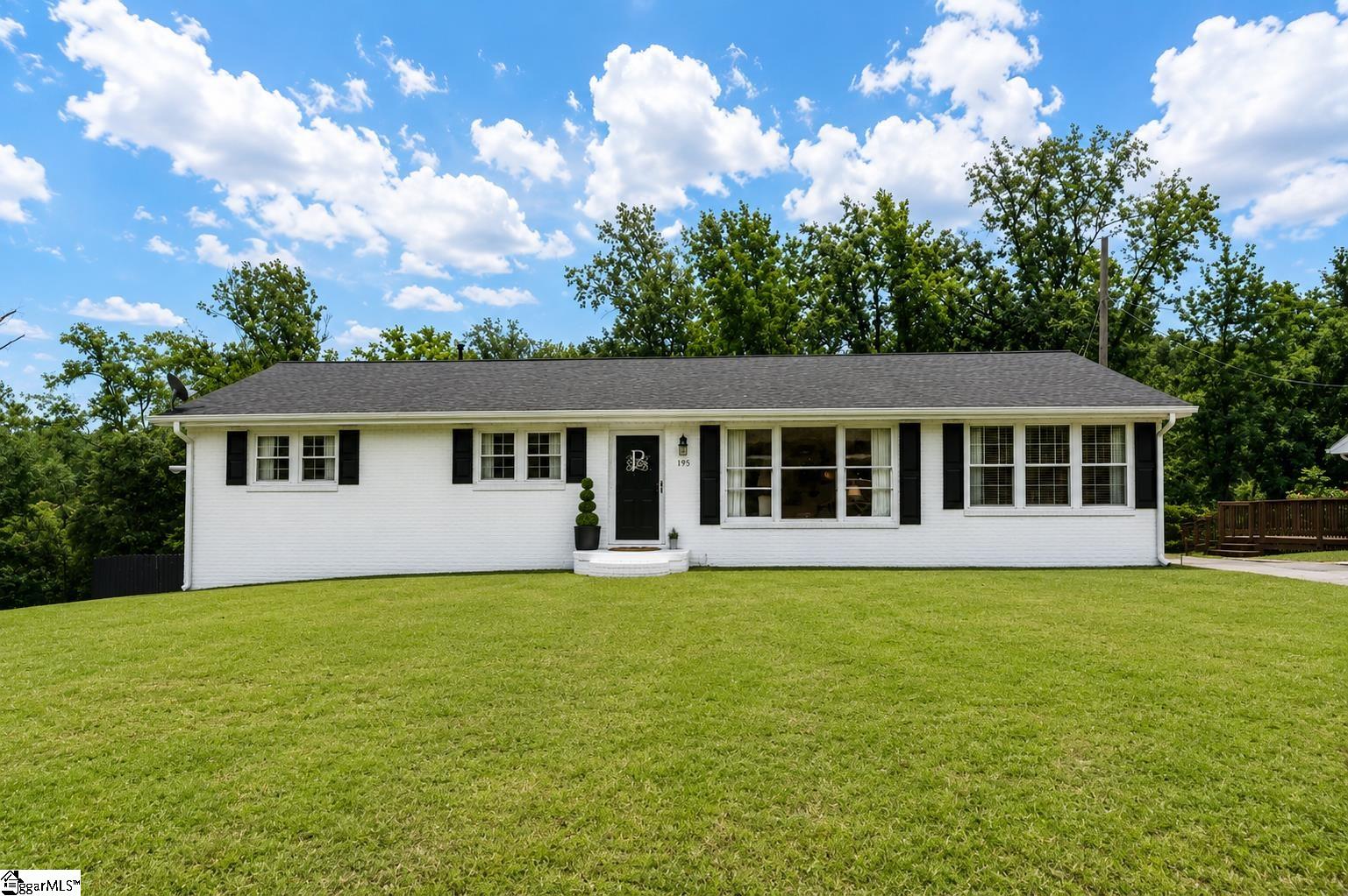 195 Stribling Circle — photo