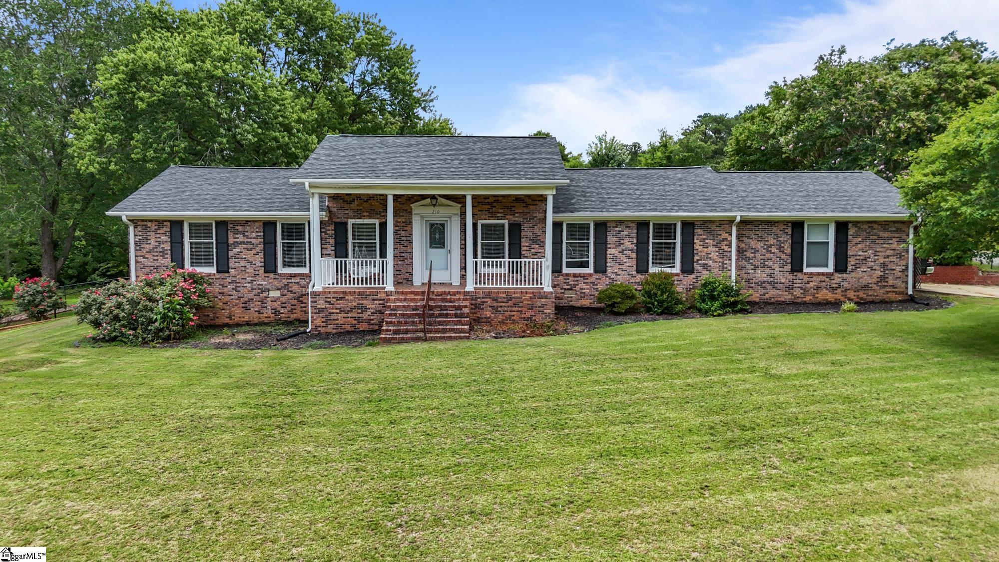 210 Briarwood Drive — photo
