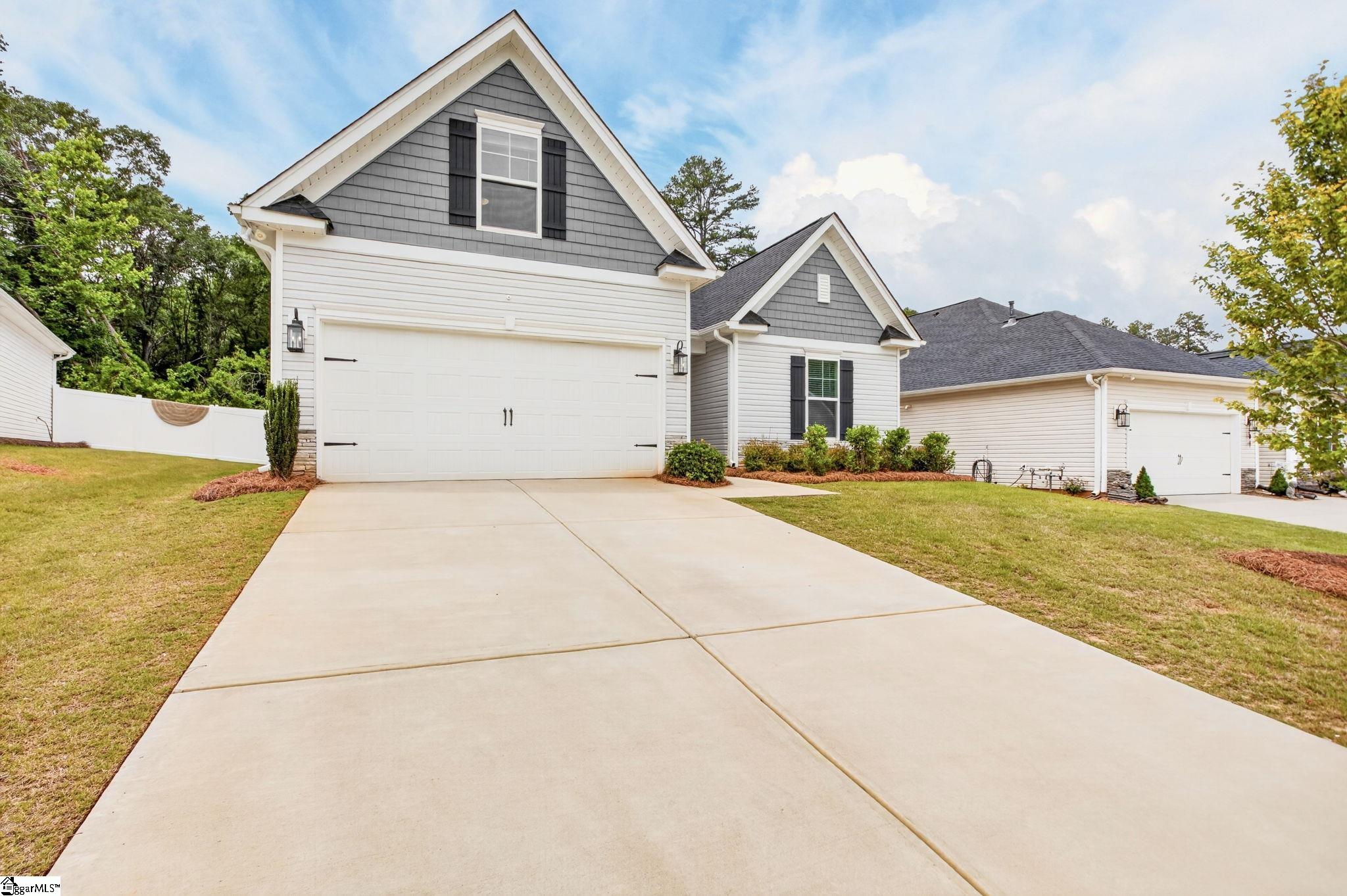 537 Clairbrook Court, Greer, SC 29651 — photo 2