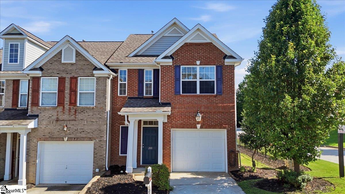 200 Greenbush Court — photo