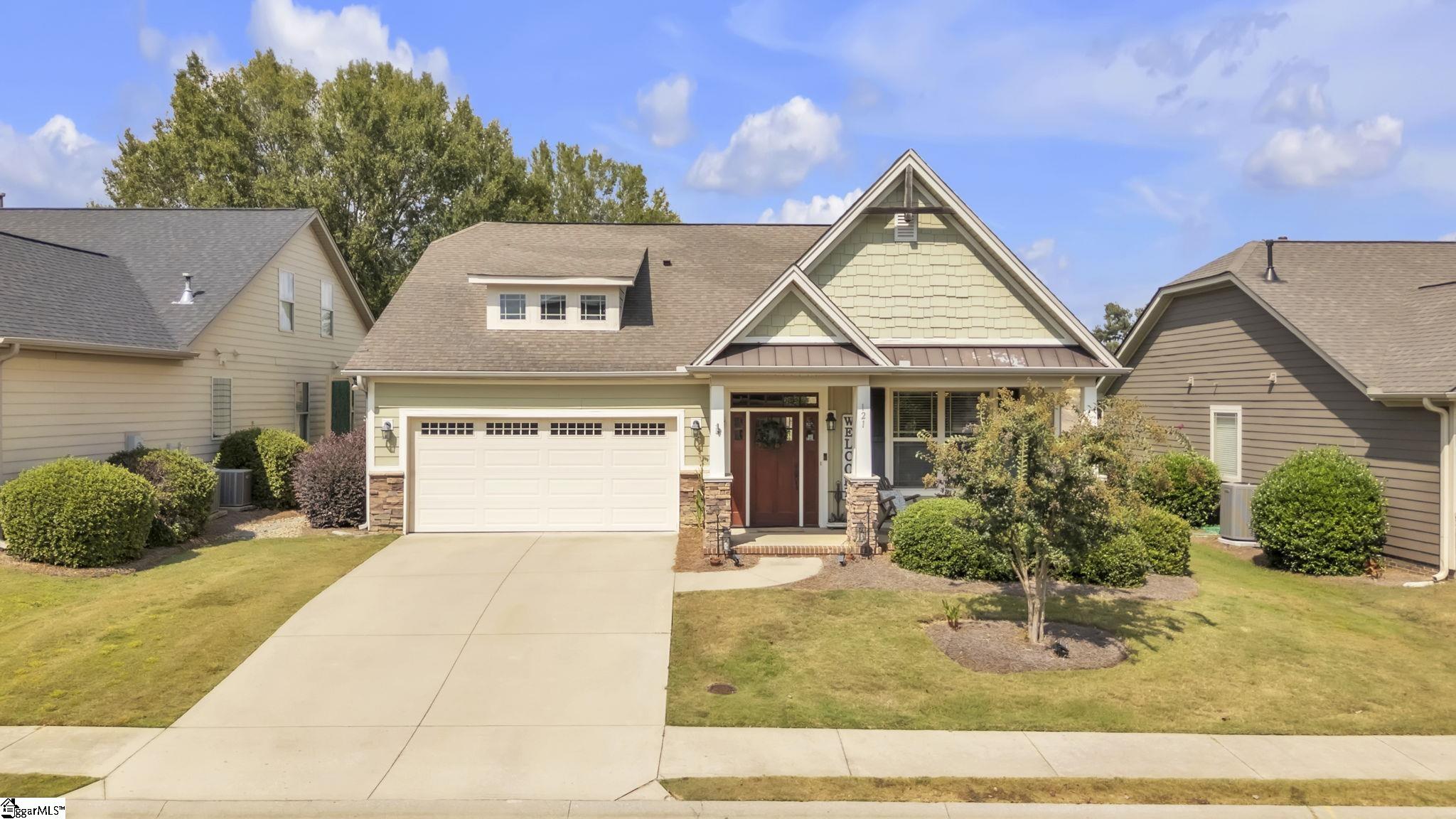 121 Belle Oaks Drive — photo