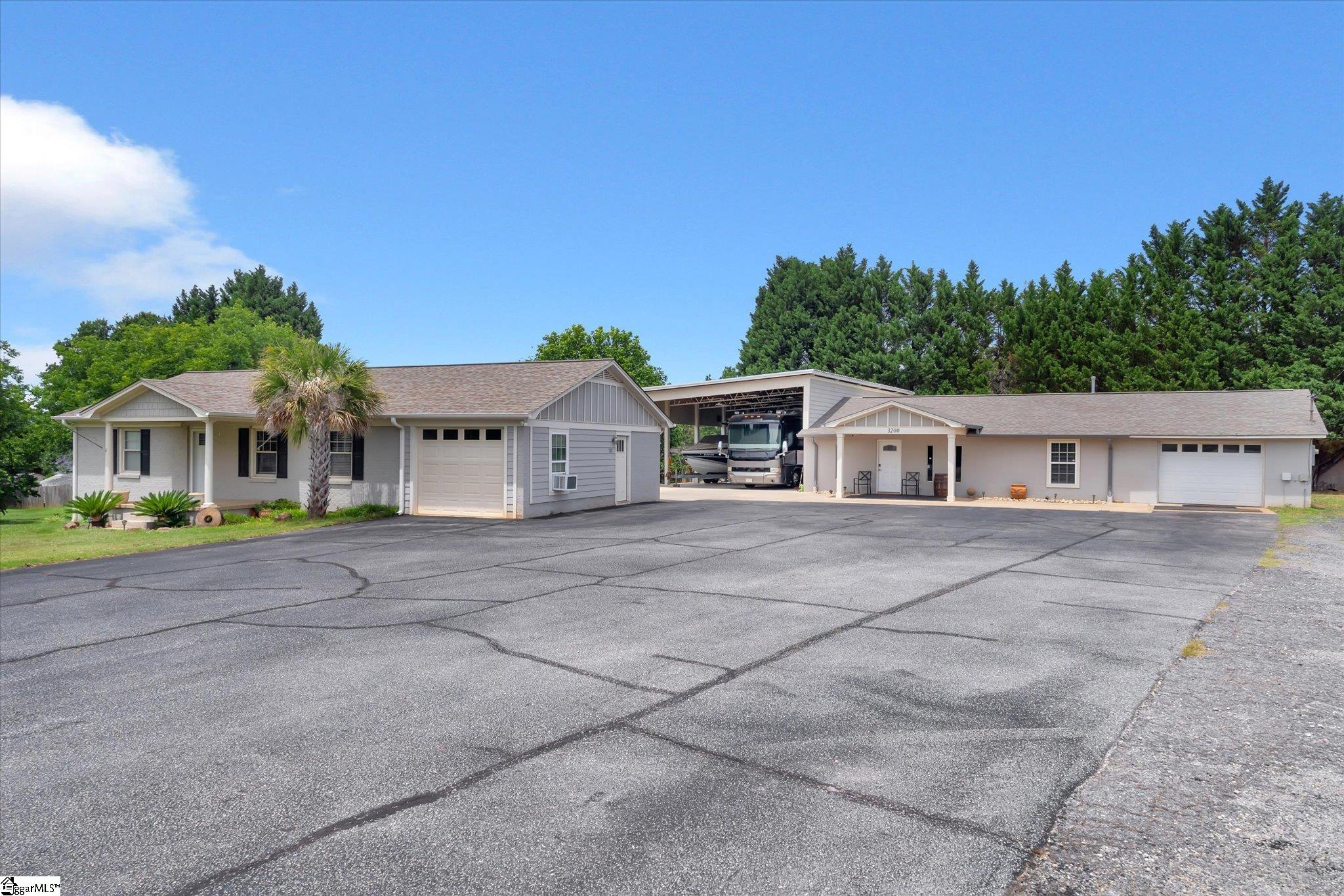 3202 Locust Hill Road — photo