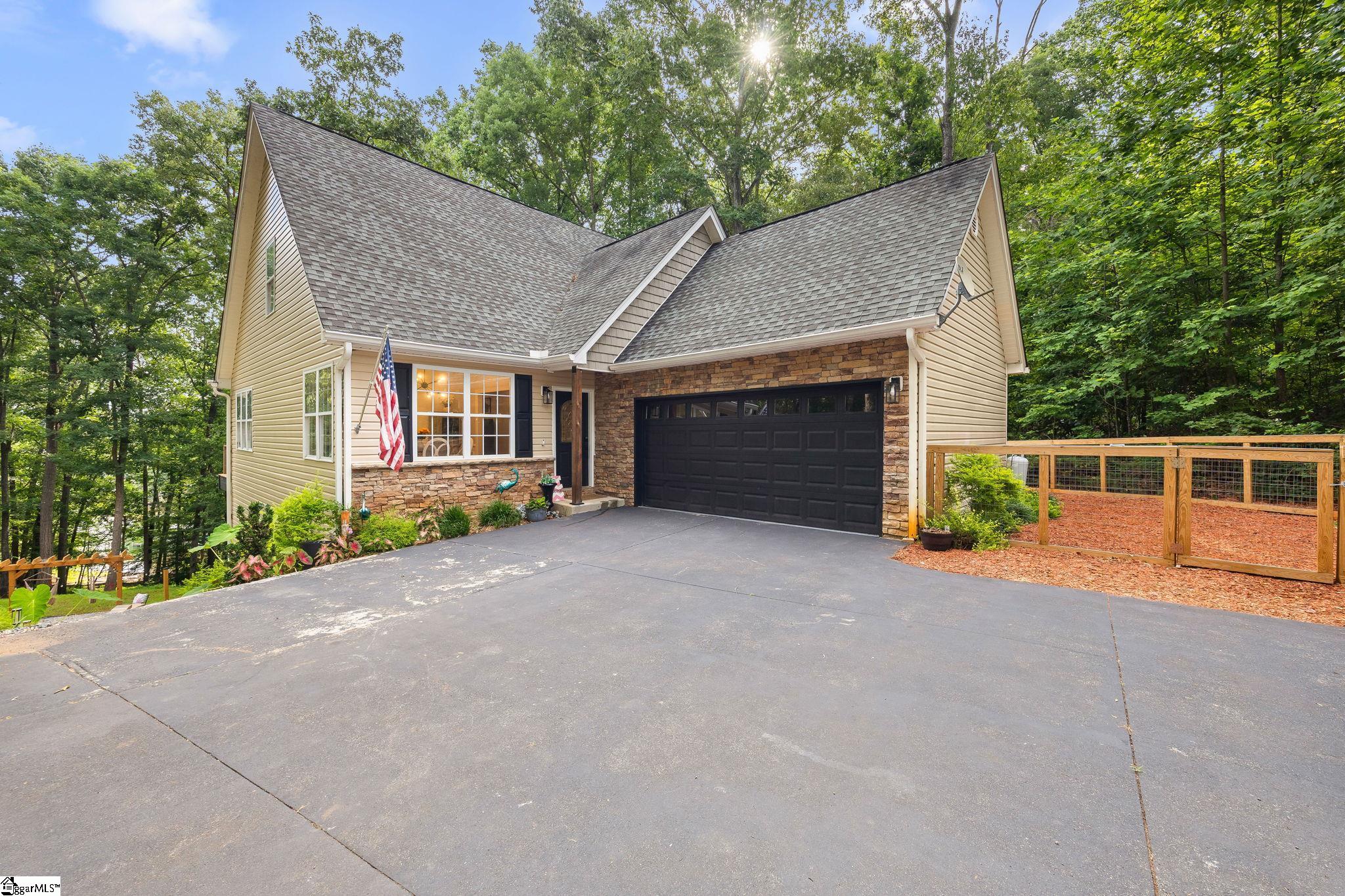 104 Benjamin Drive — photo