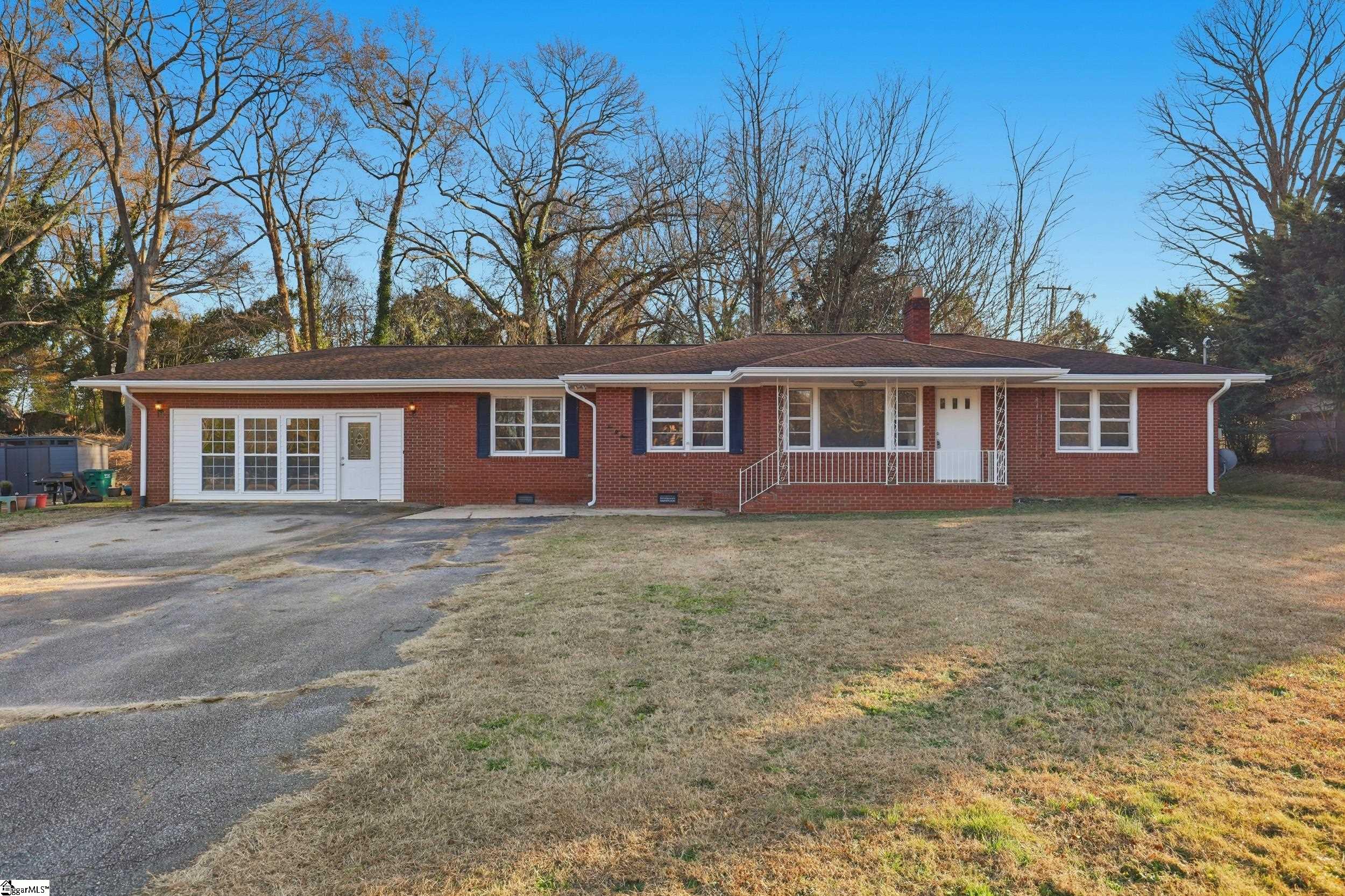 201 Francis Marion Drive — photo