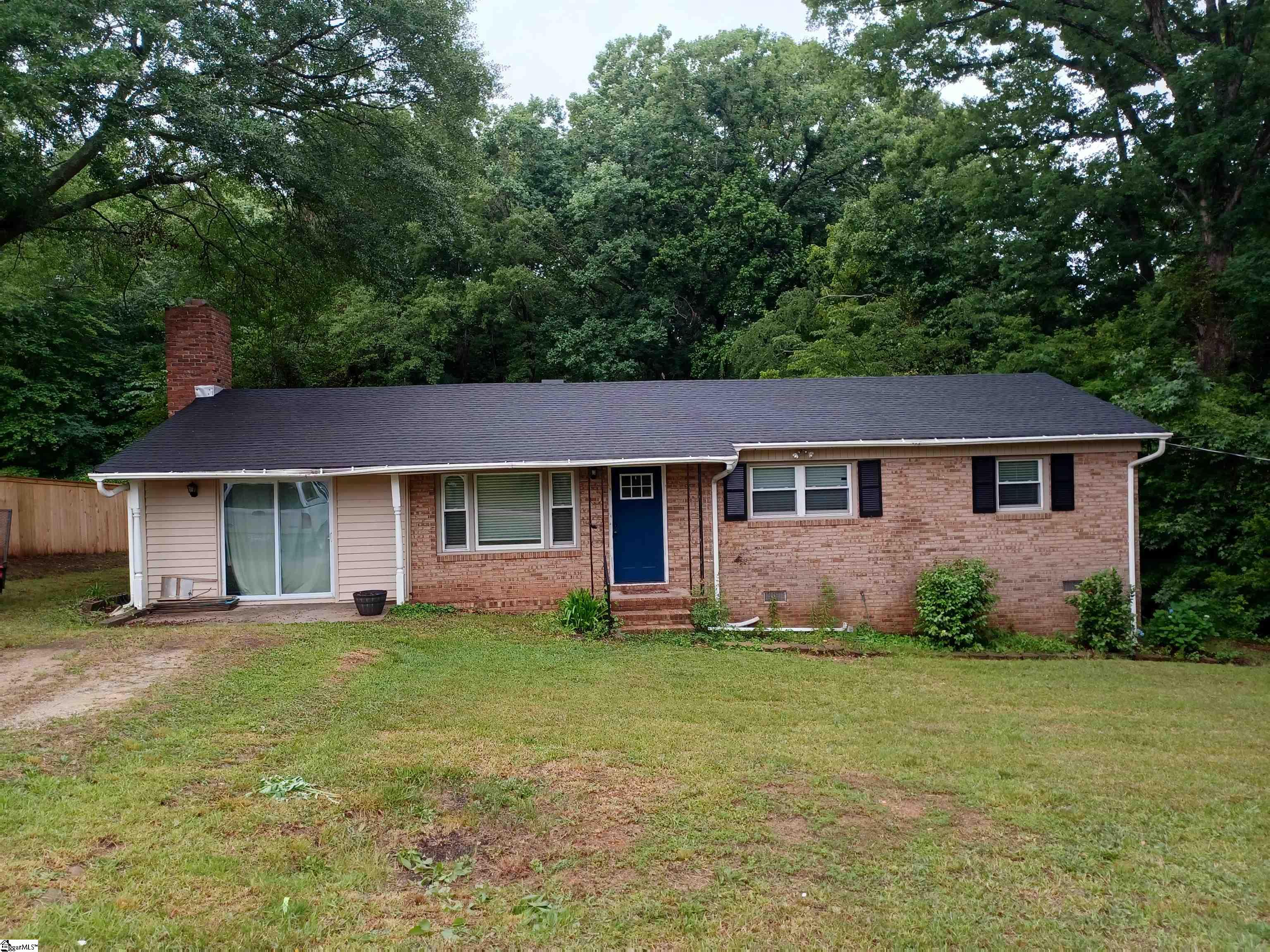 616 Sunset Circle — photo
