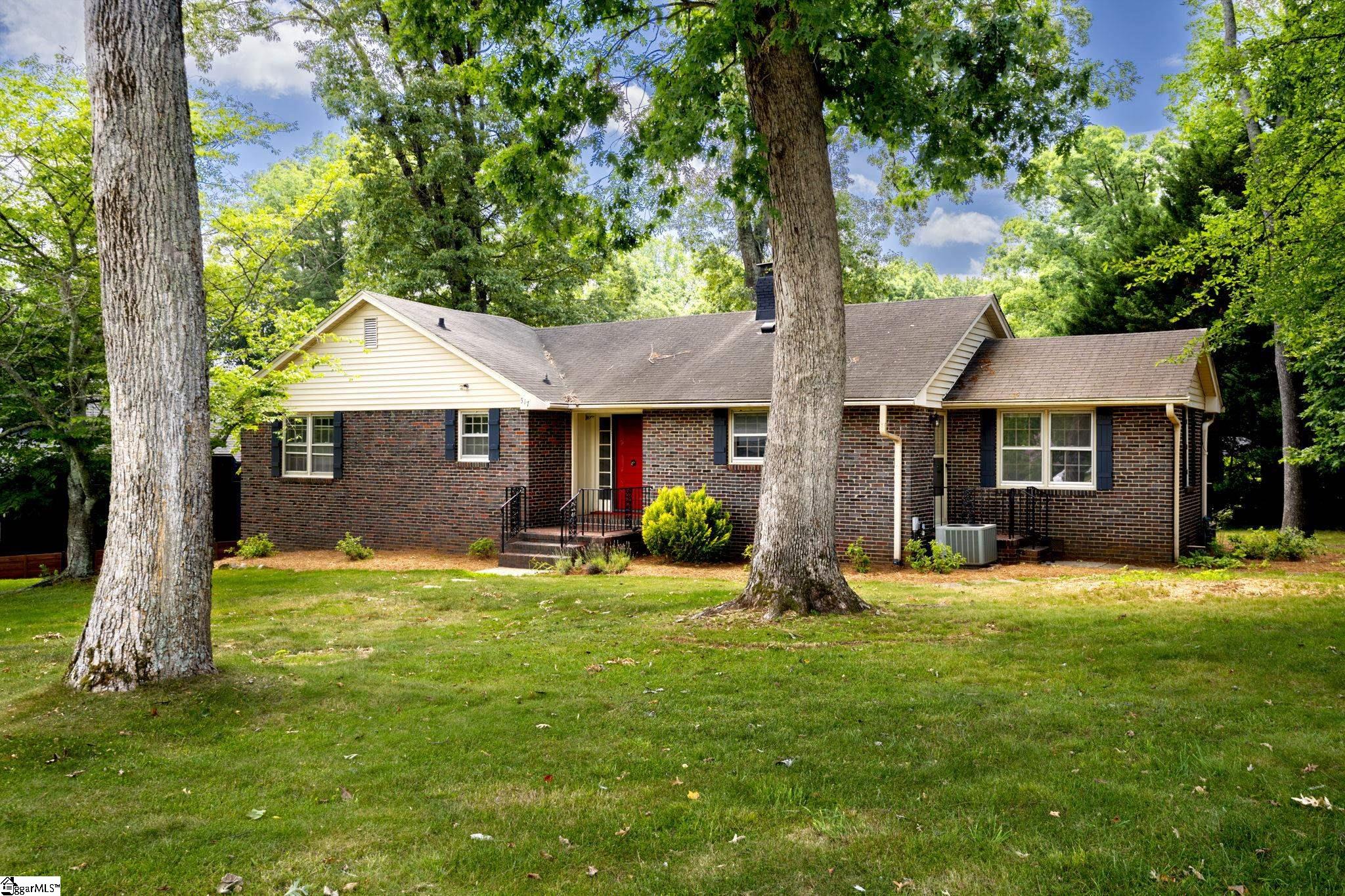 517 Dellwood Drive — photo