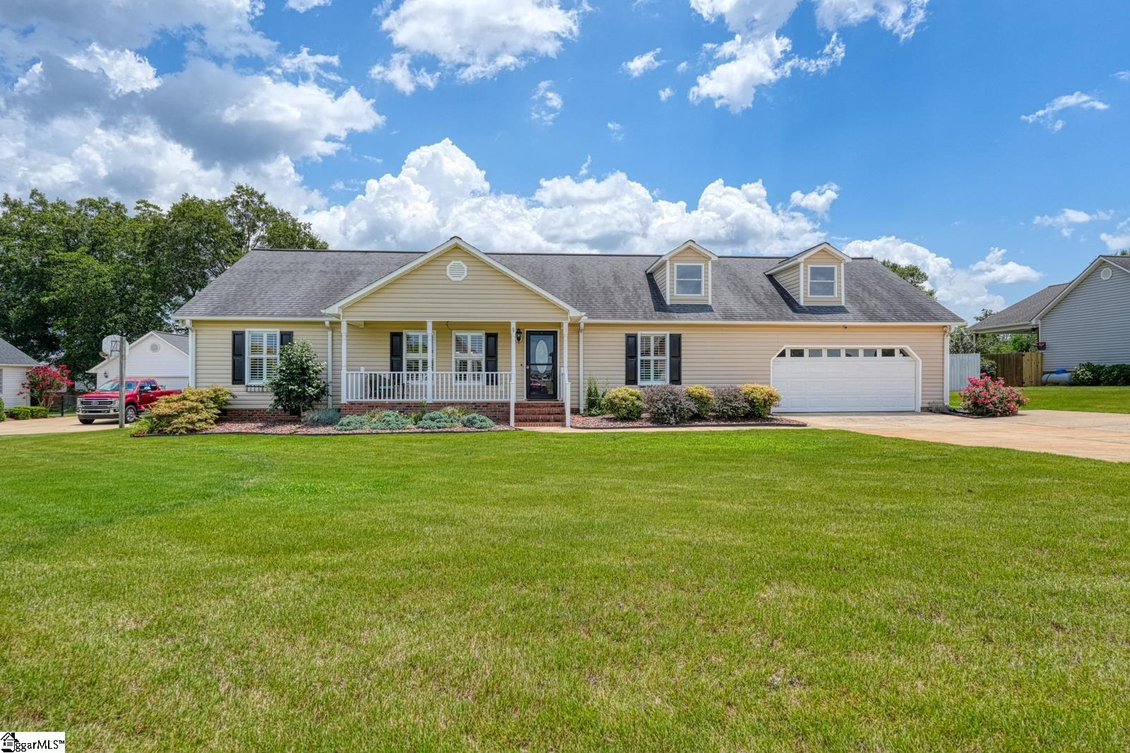 140 Bermuda Lane — photo