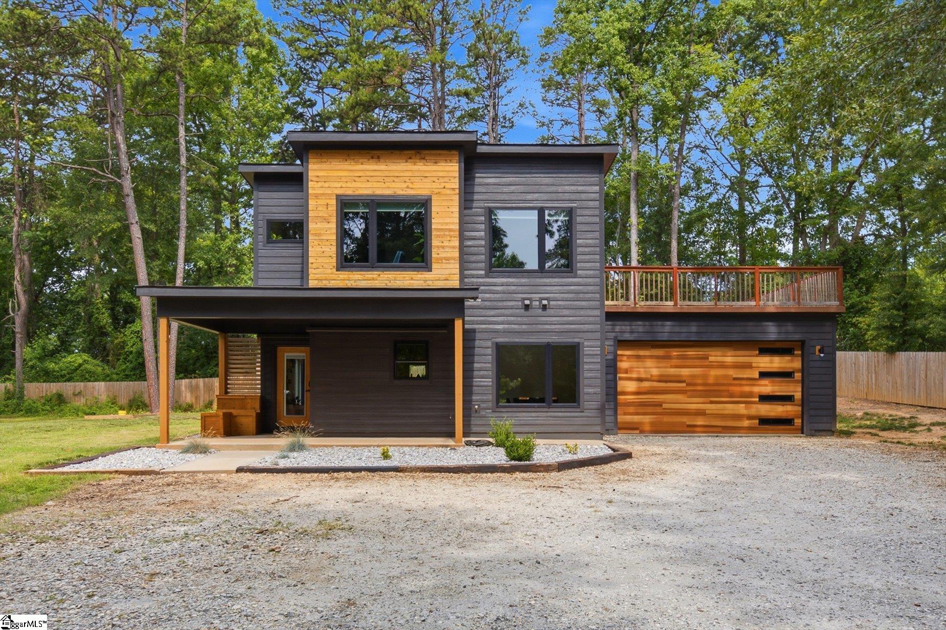 136 Downey Road — photo