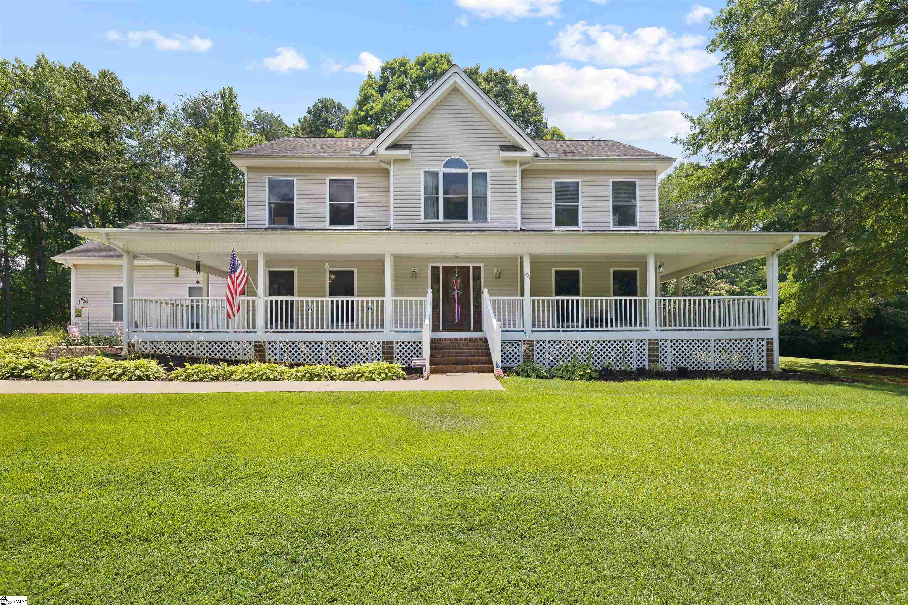 601 Stallings Road — photo