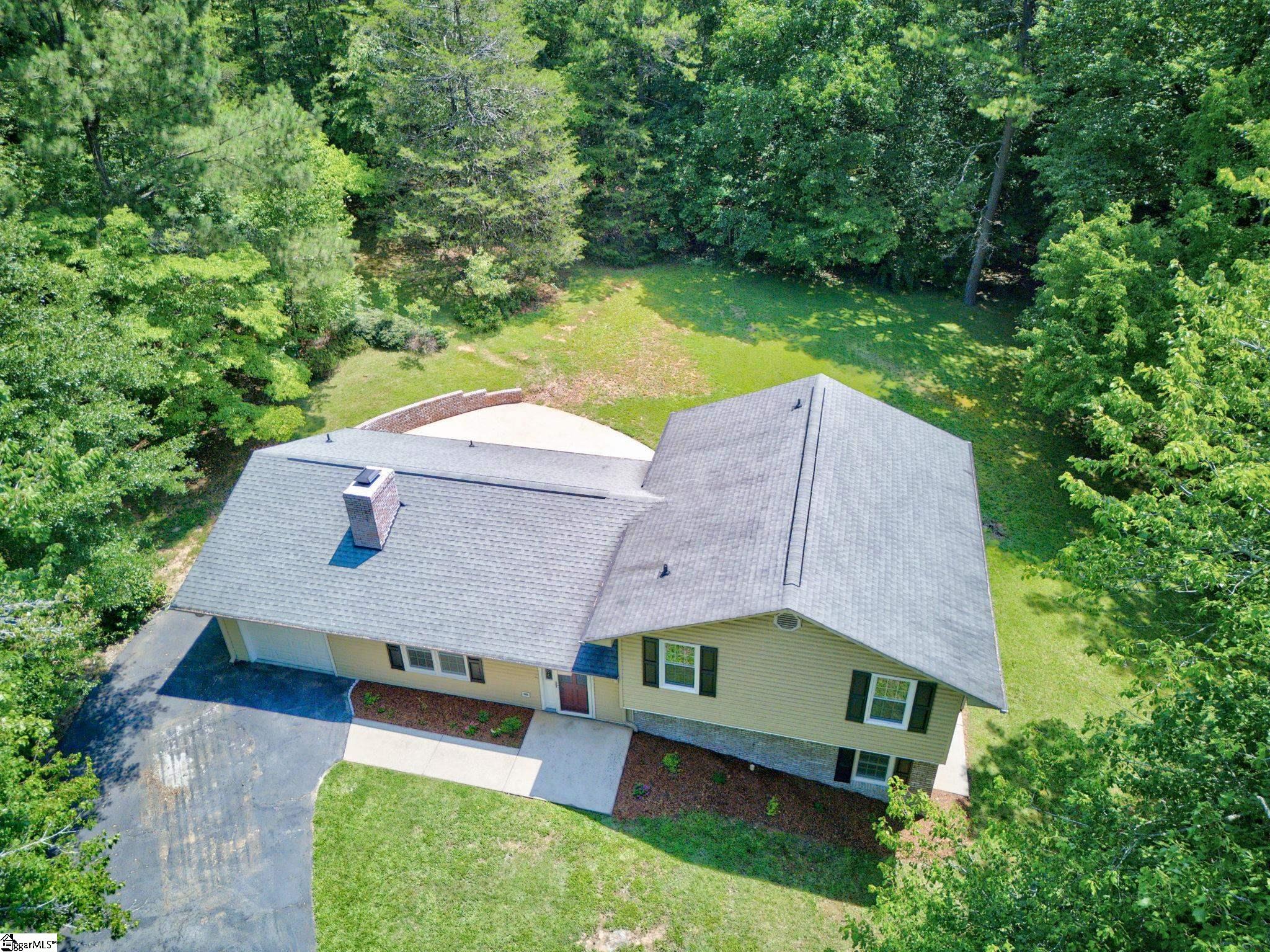 515 Hartwell Drive — photo