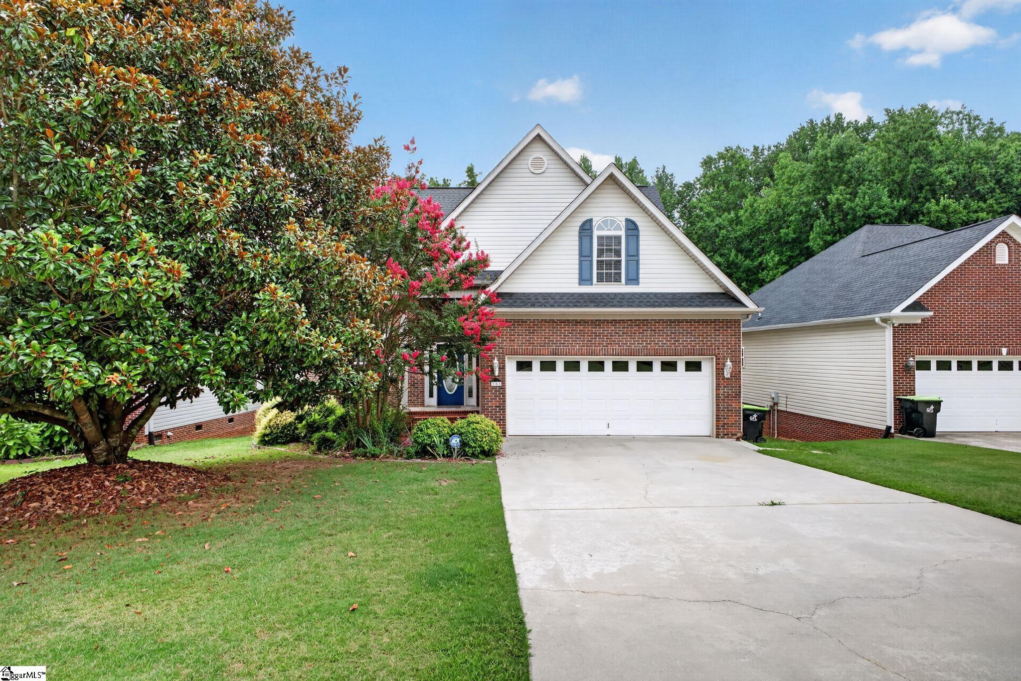 105 Meadow Green Drive — photo
