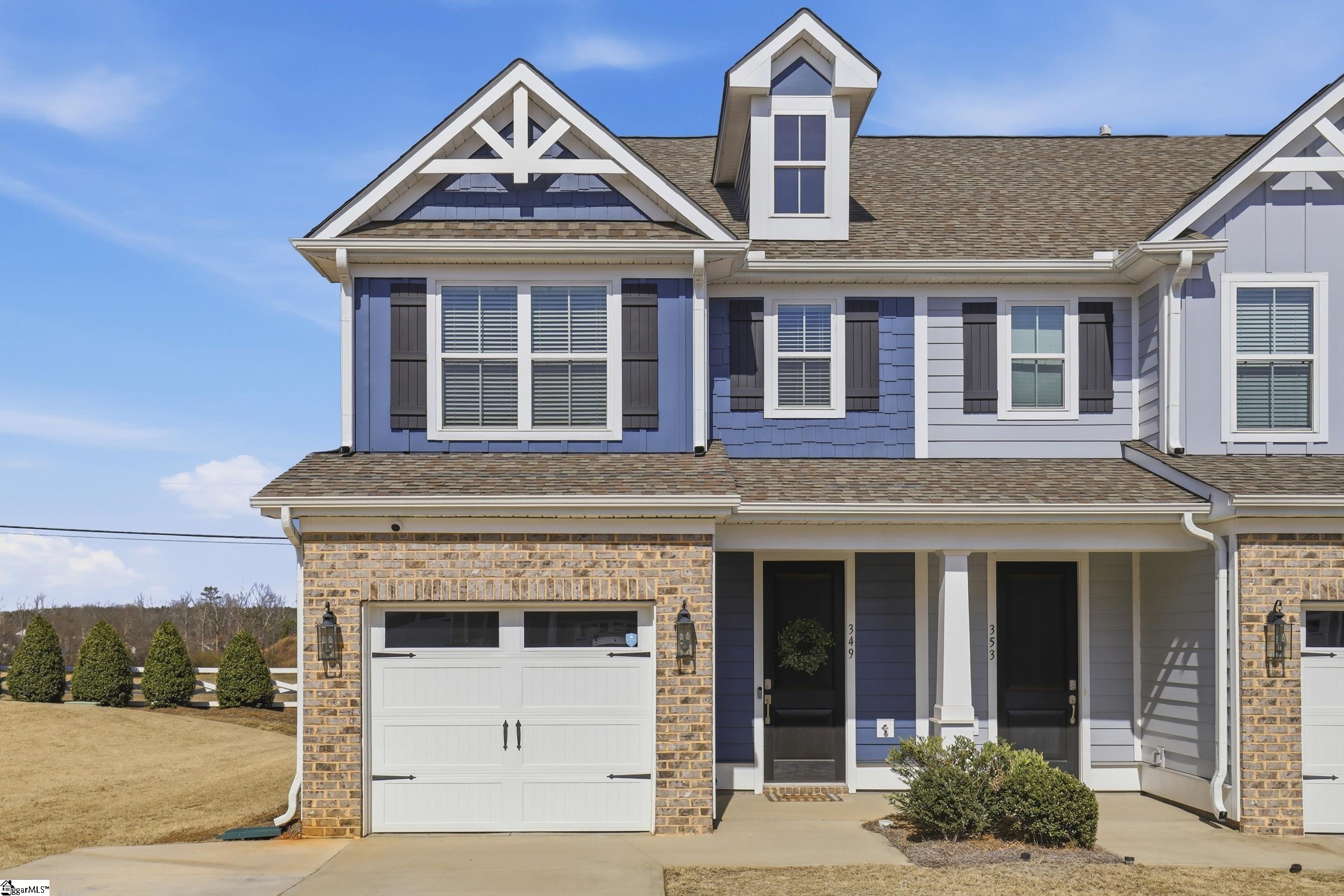 349 Stirrup Court — photo