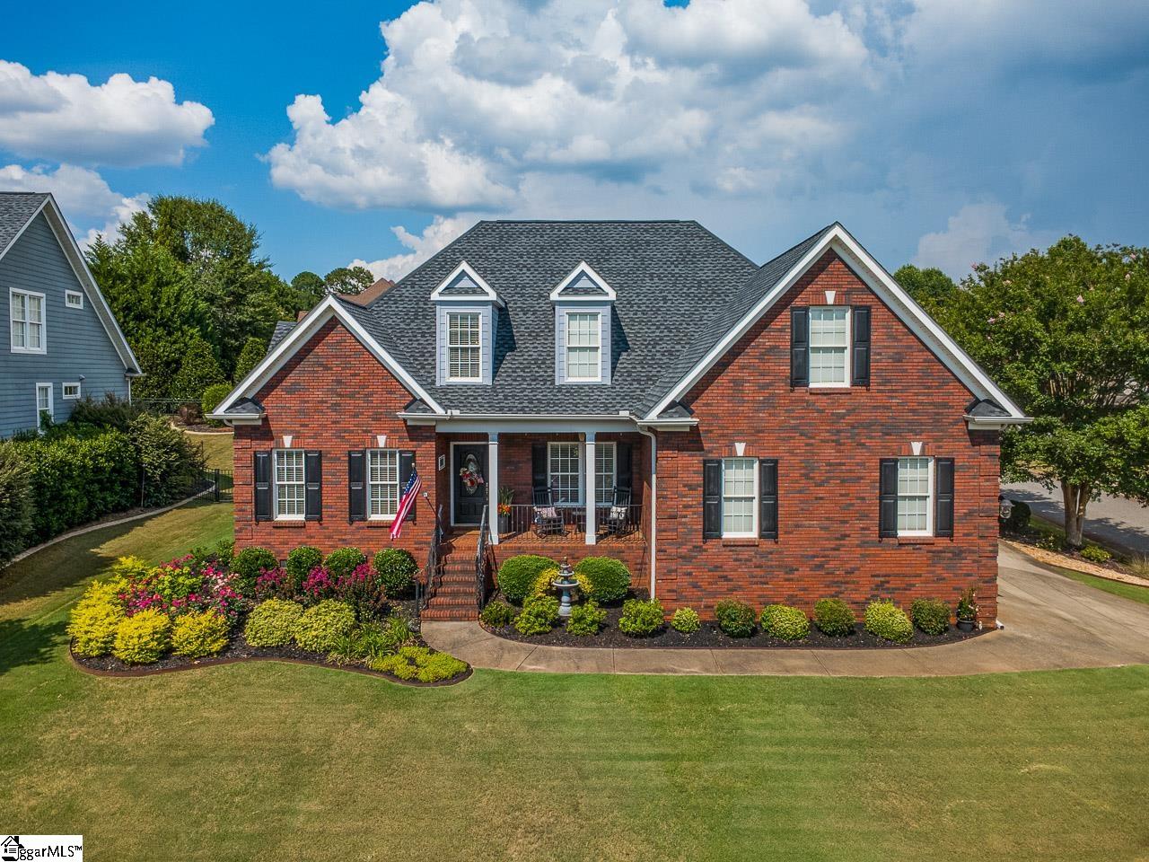 105 Bay Tree Court — photo