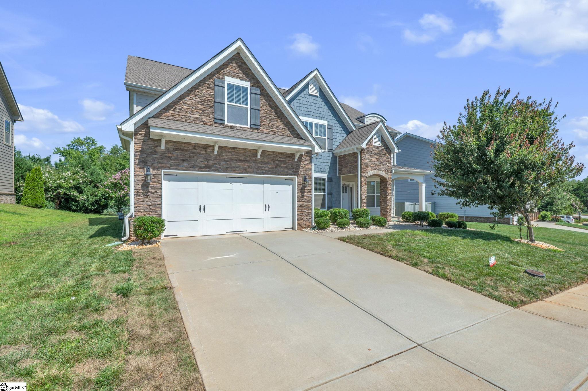 8 Belterra Drive — photo