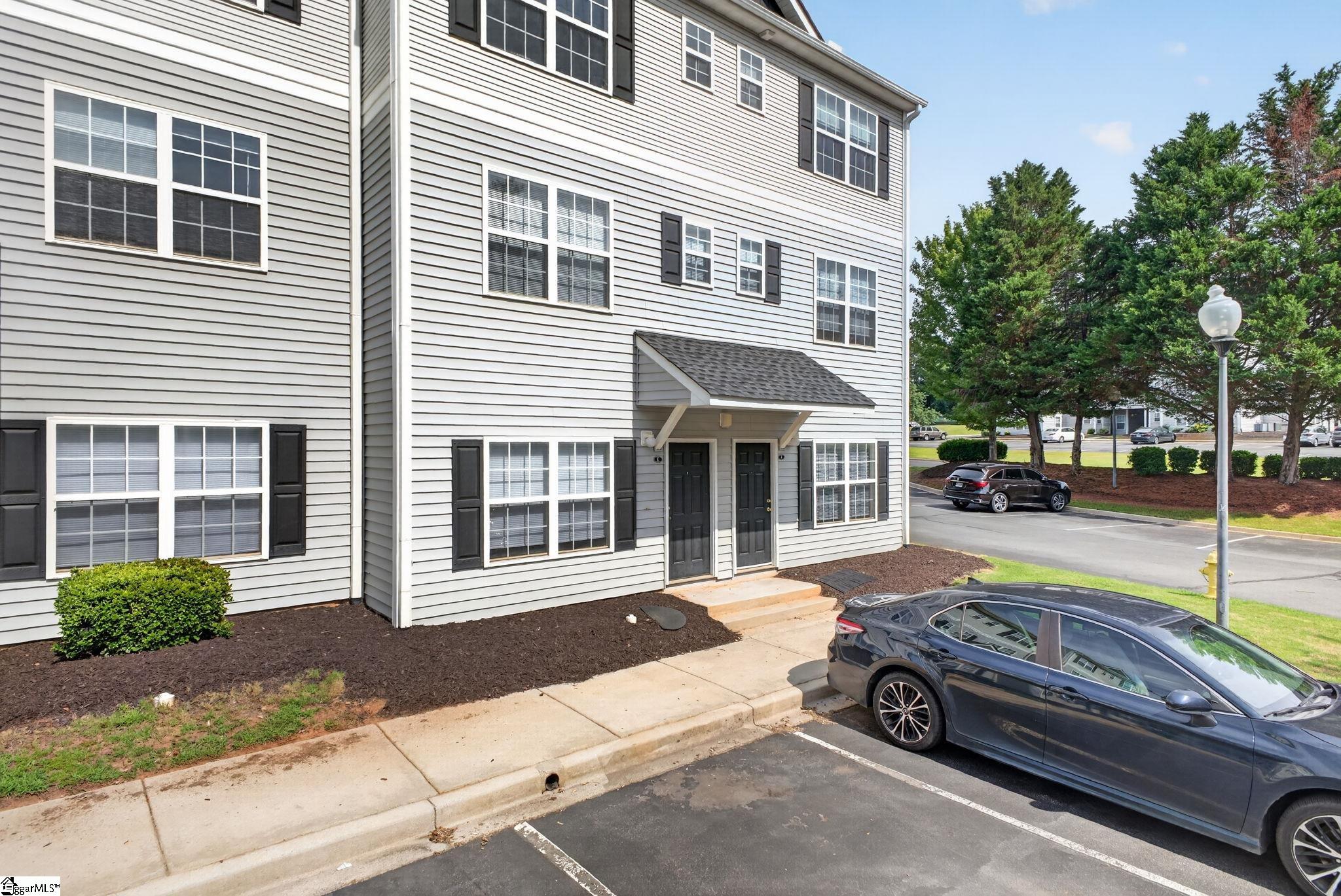 116E University Village Drive — photo