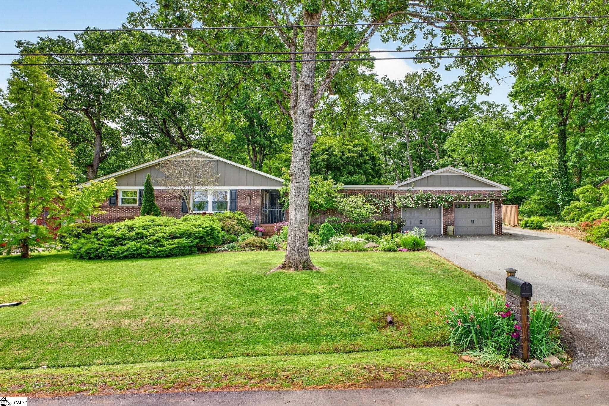 6 Chickasaw Drive — photo