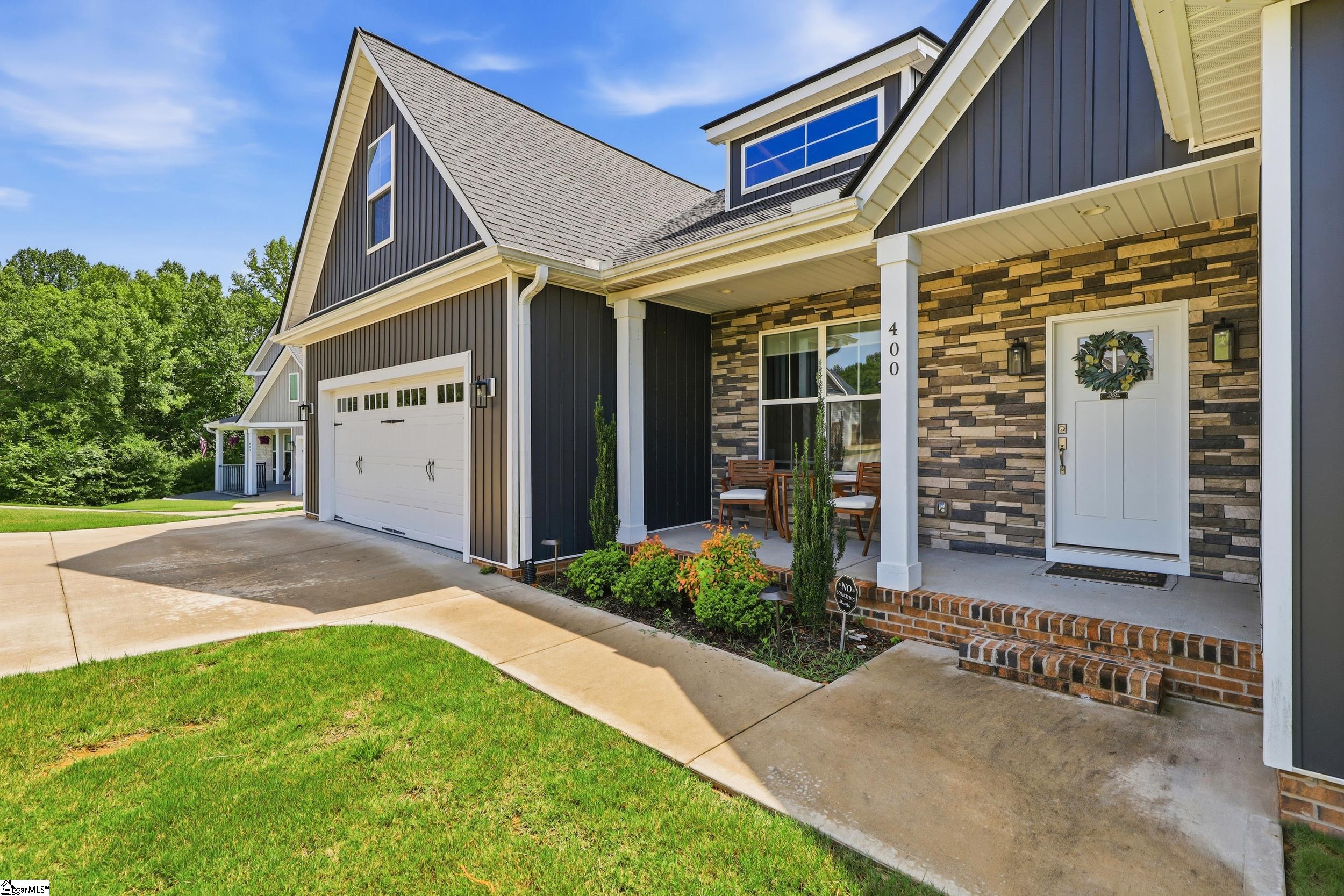 400 Terra Plains Drive — photo