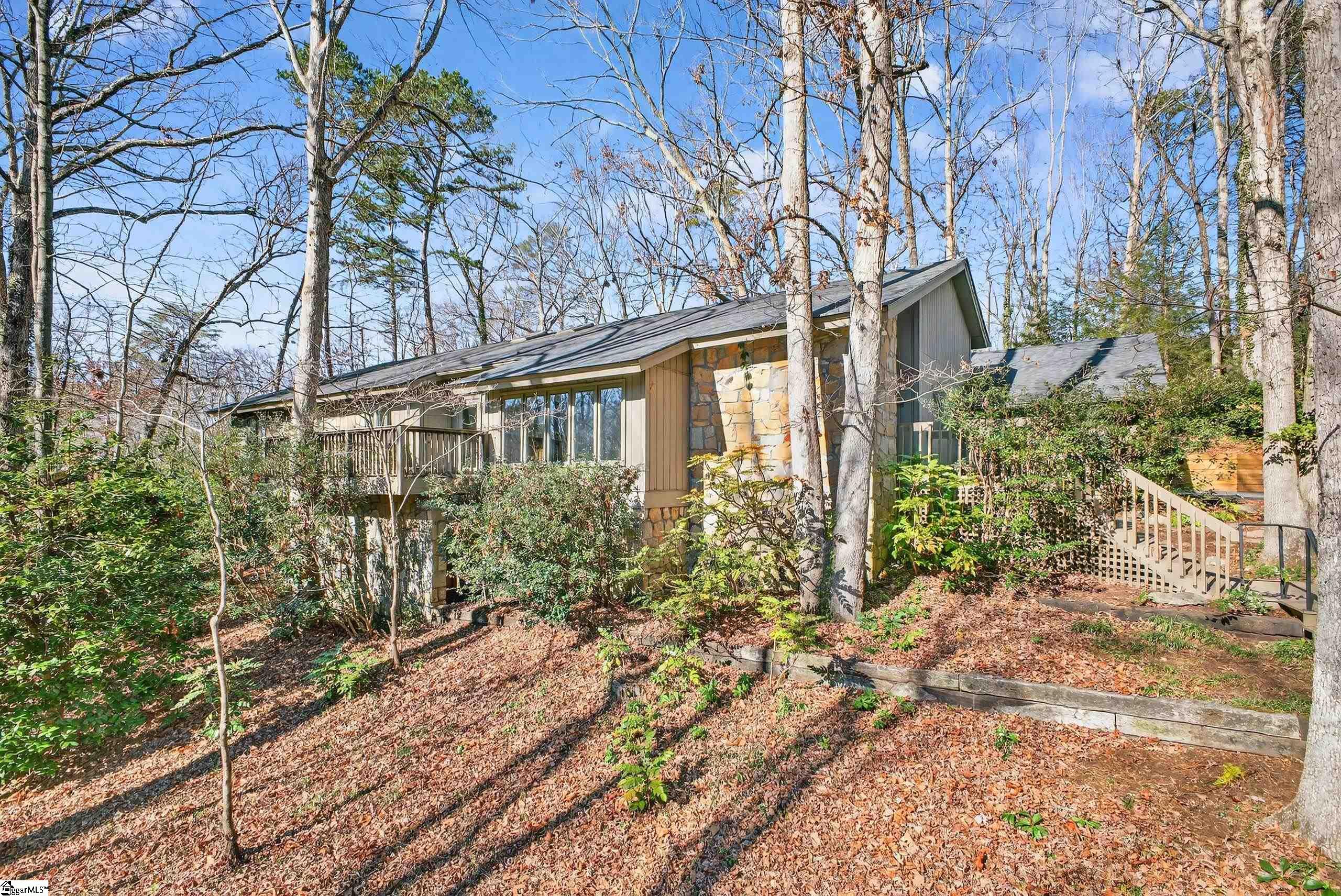 434 Henderson Road — photo