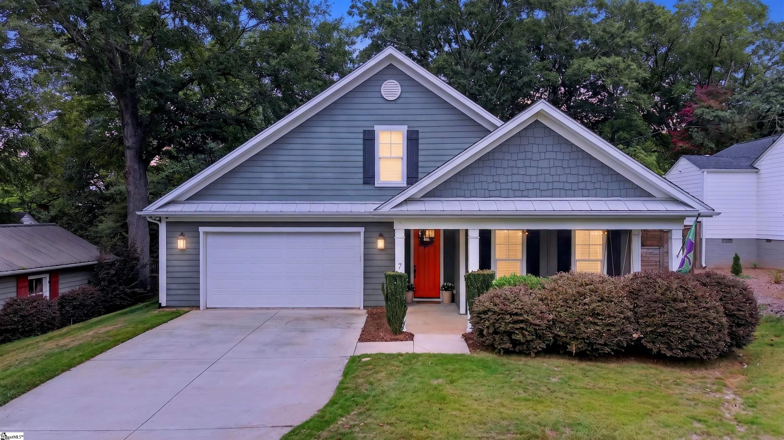 7 Tyler Street — photo
