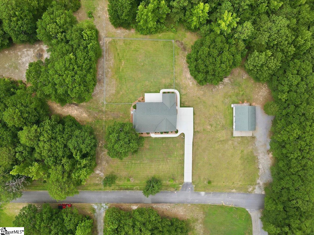 1019 Bannister Road — photo