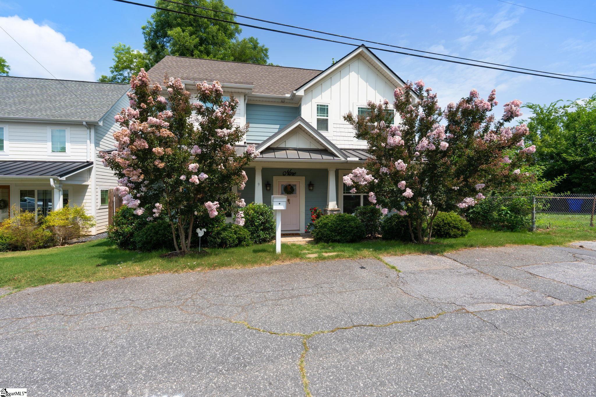 9 Winn Street — photo