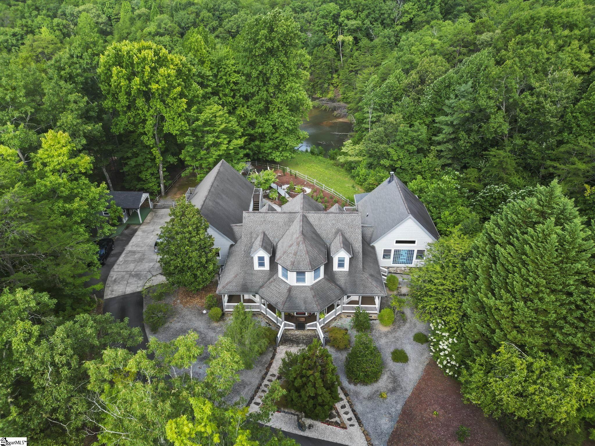 214 Raven Cliff Road — photo