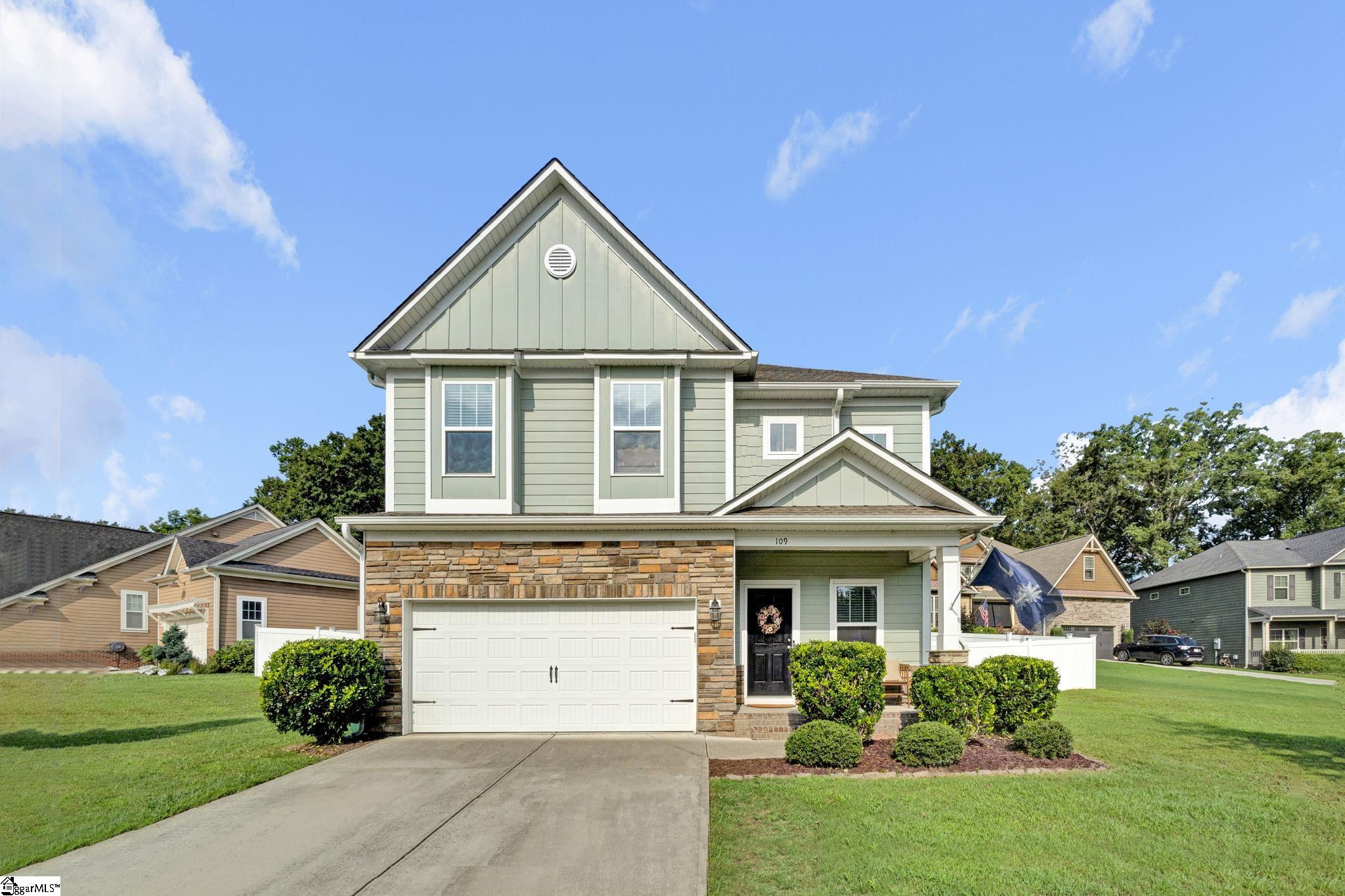 109 Brierfield Way — photo
