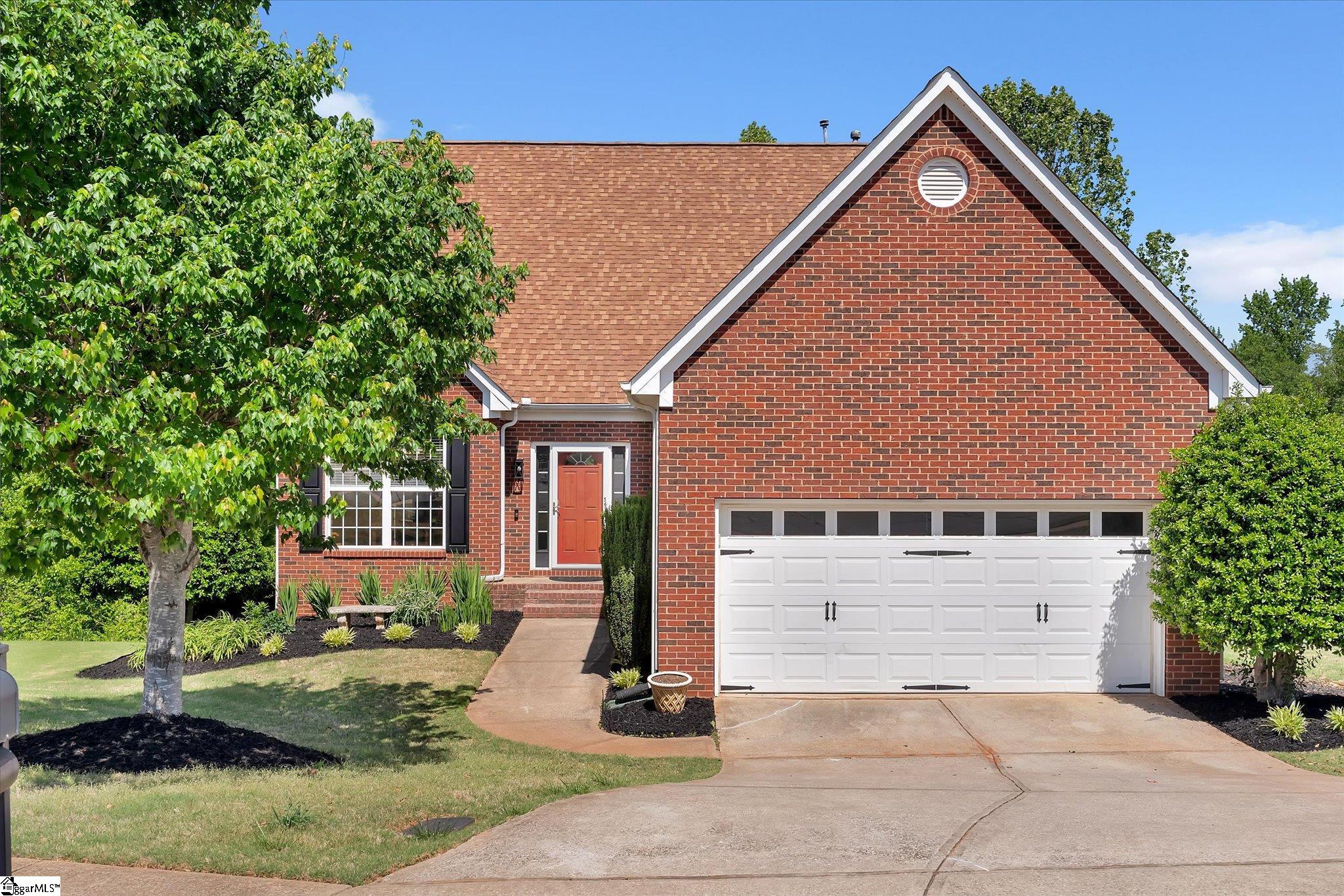 8 Coulter Court — photo