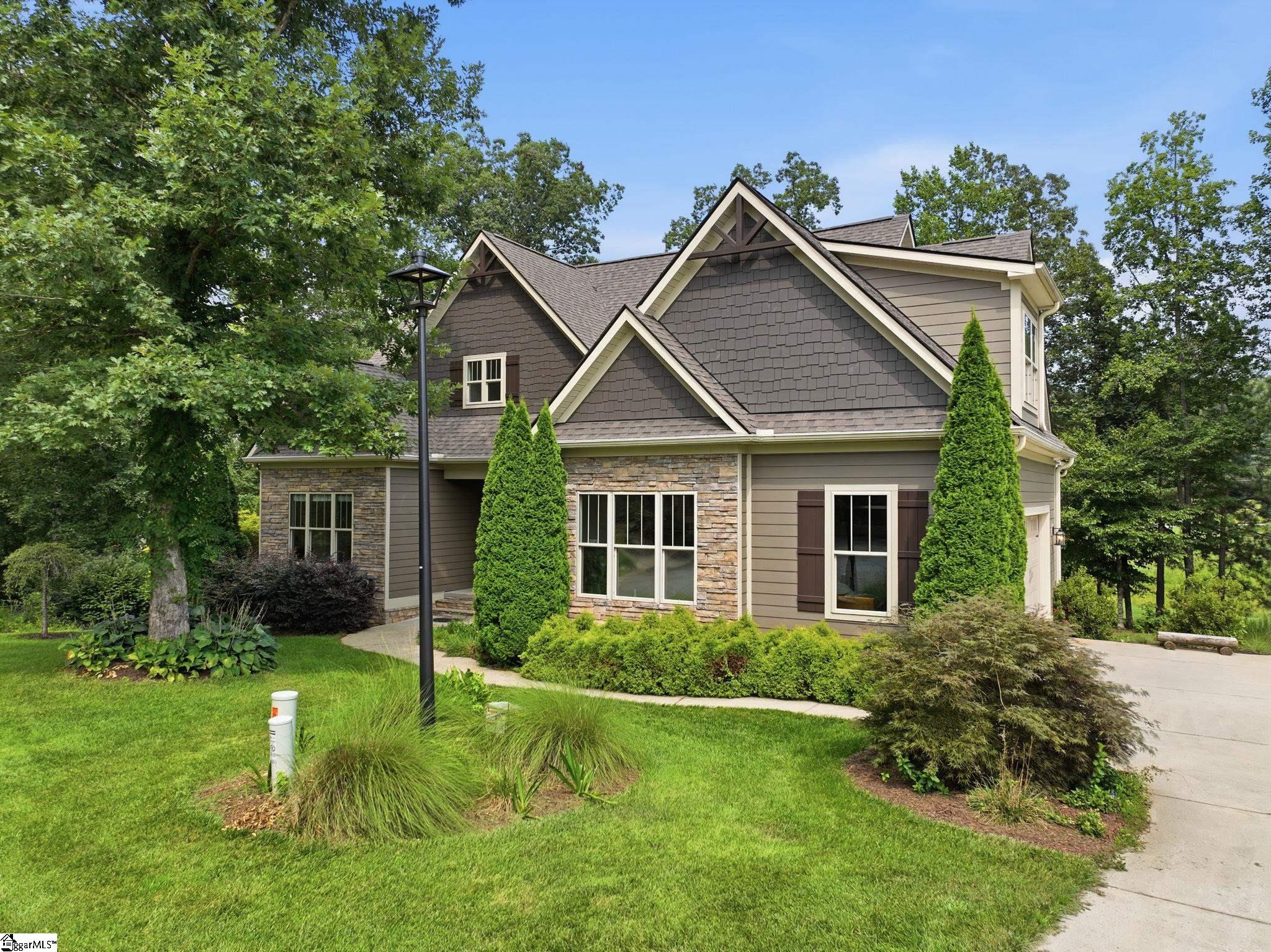 Home in Travelers Rest, SC 29690 — photo 2