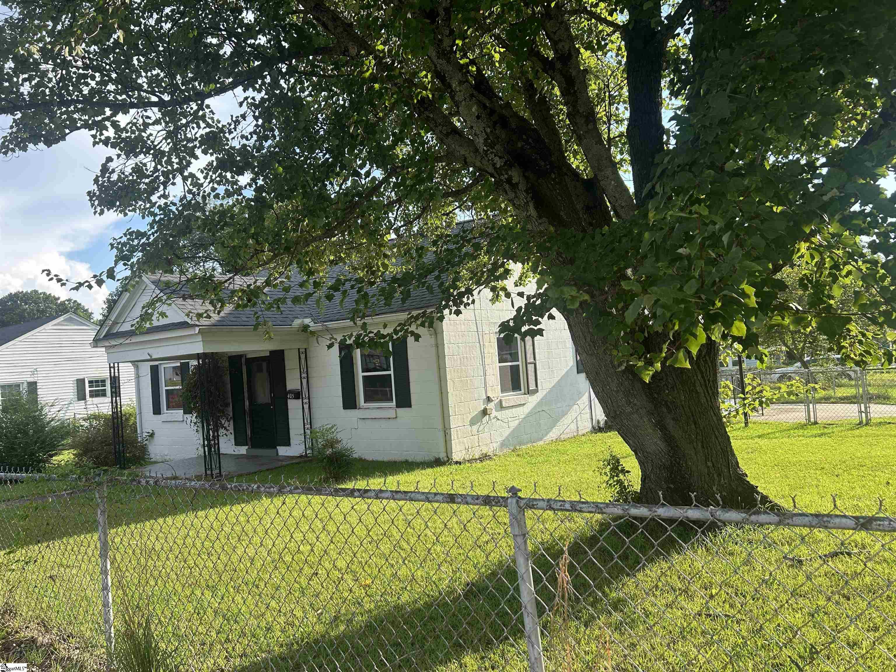 405 Elizabeth Street — photo