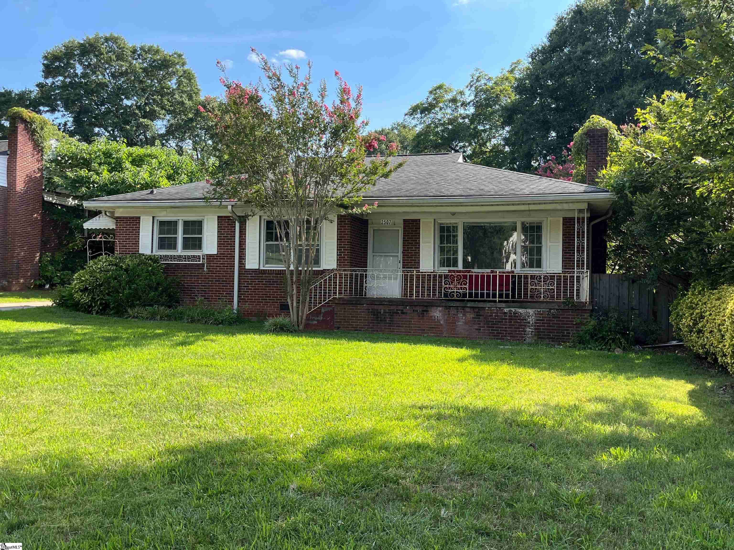 2507 Poinsett Highway — photo