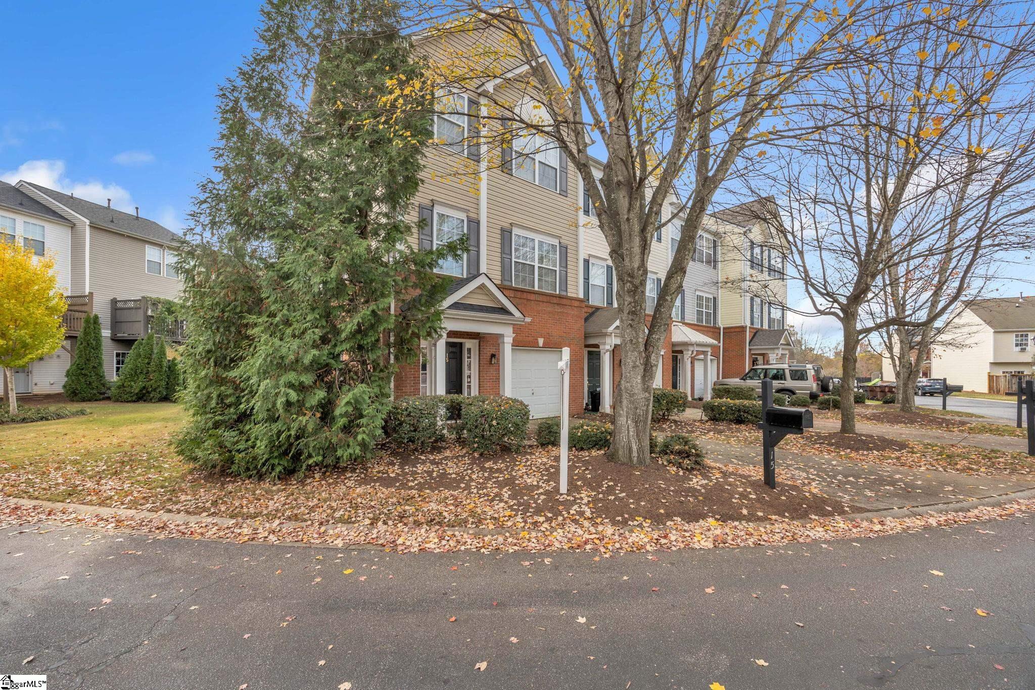 15 Annacey Place — photo