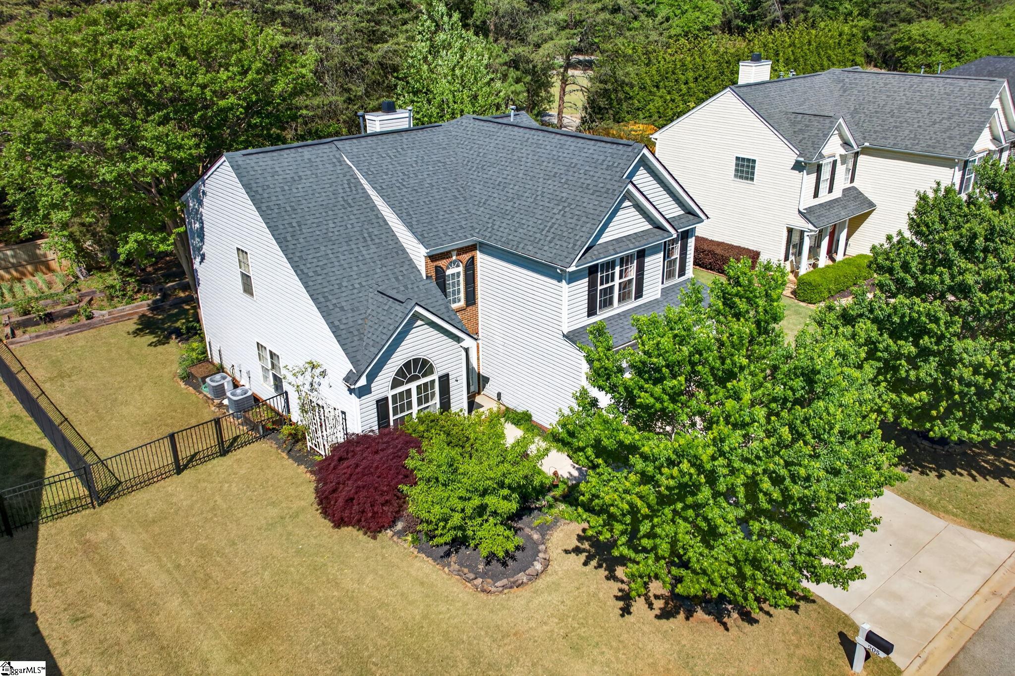 205 Summitbluff Drive — photo