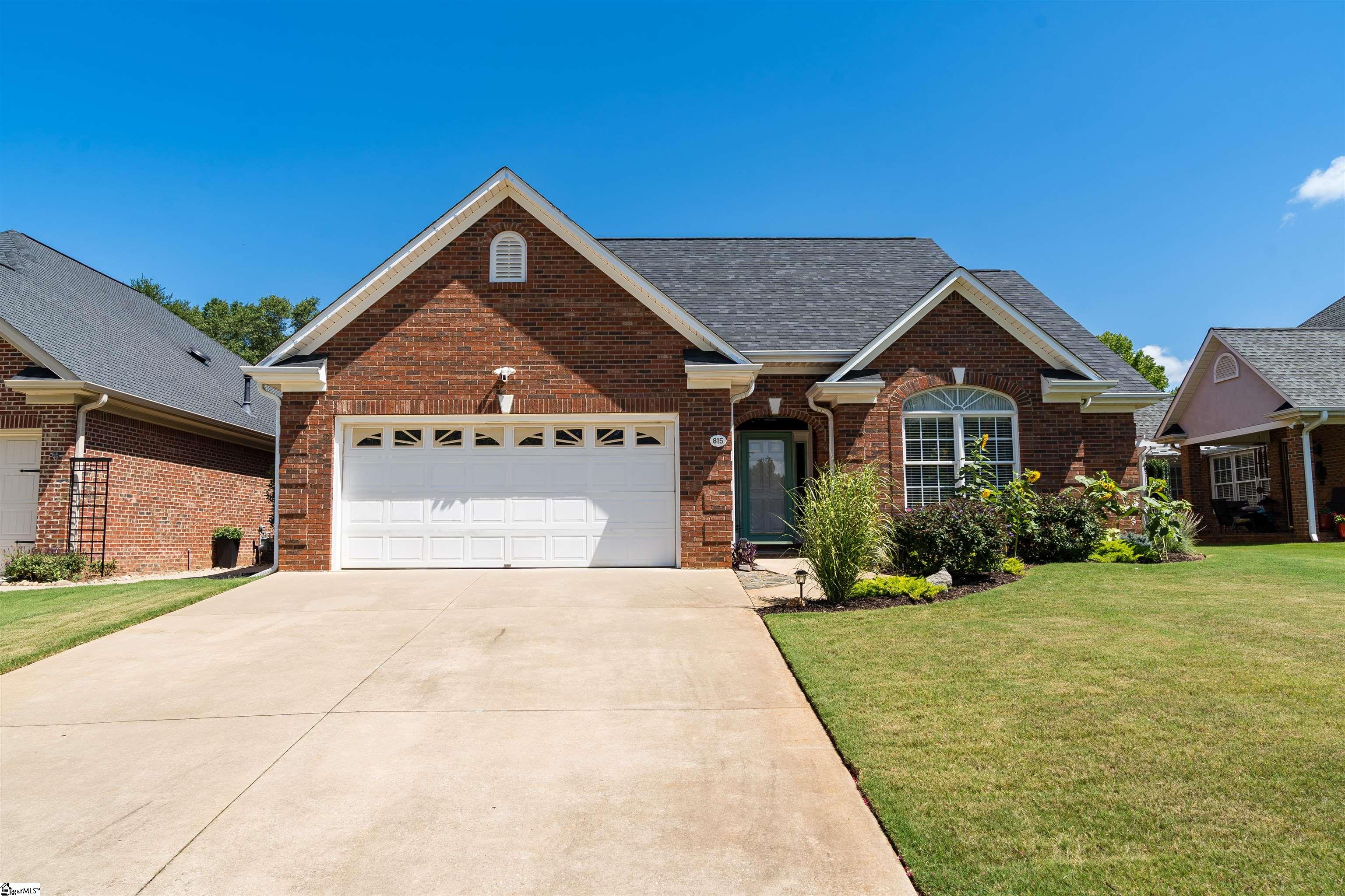 815 White Magnolia Drive — photo