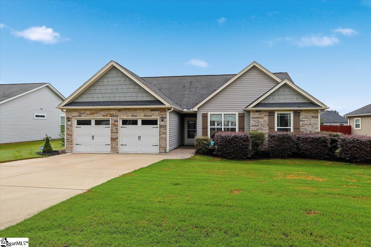 1018 Blythwood Drive — photo
