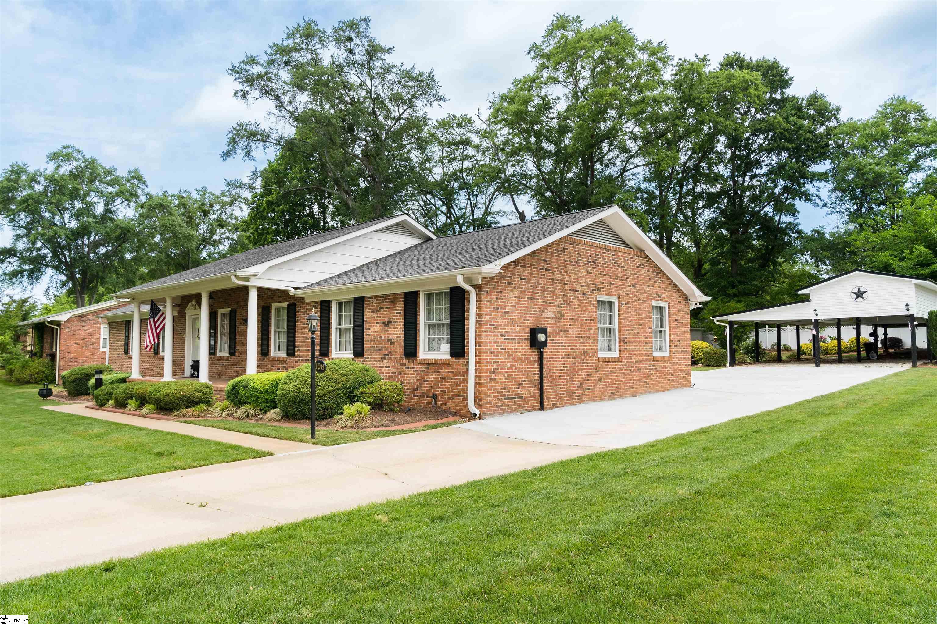 108 Ridgeway Drive, Spartanburg, SC 29301 — photo 2