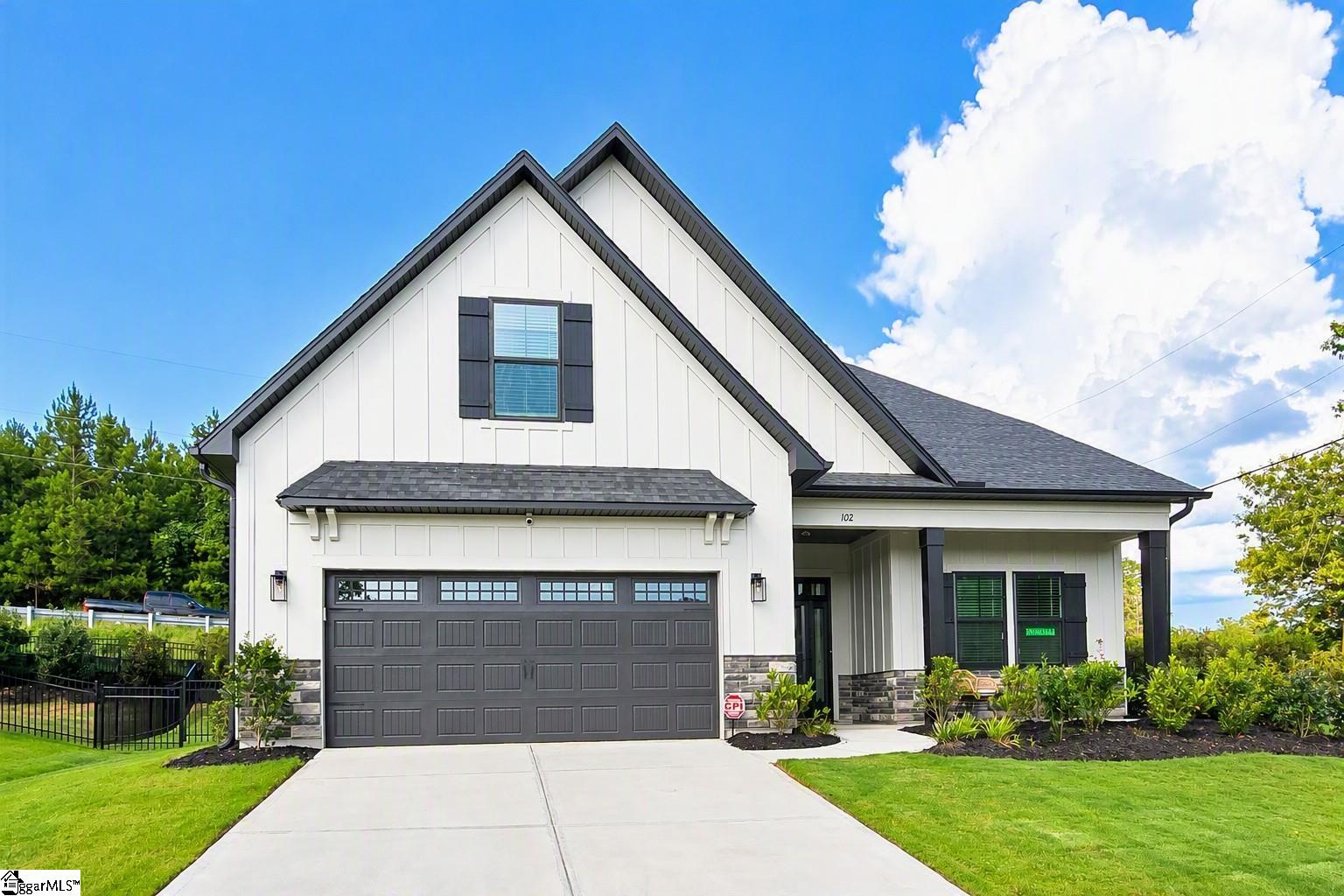 102 Shale Drive — photo