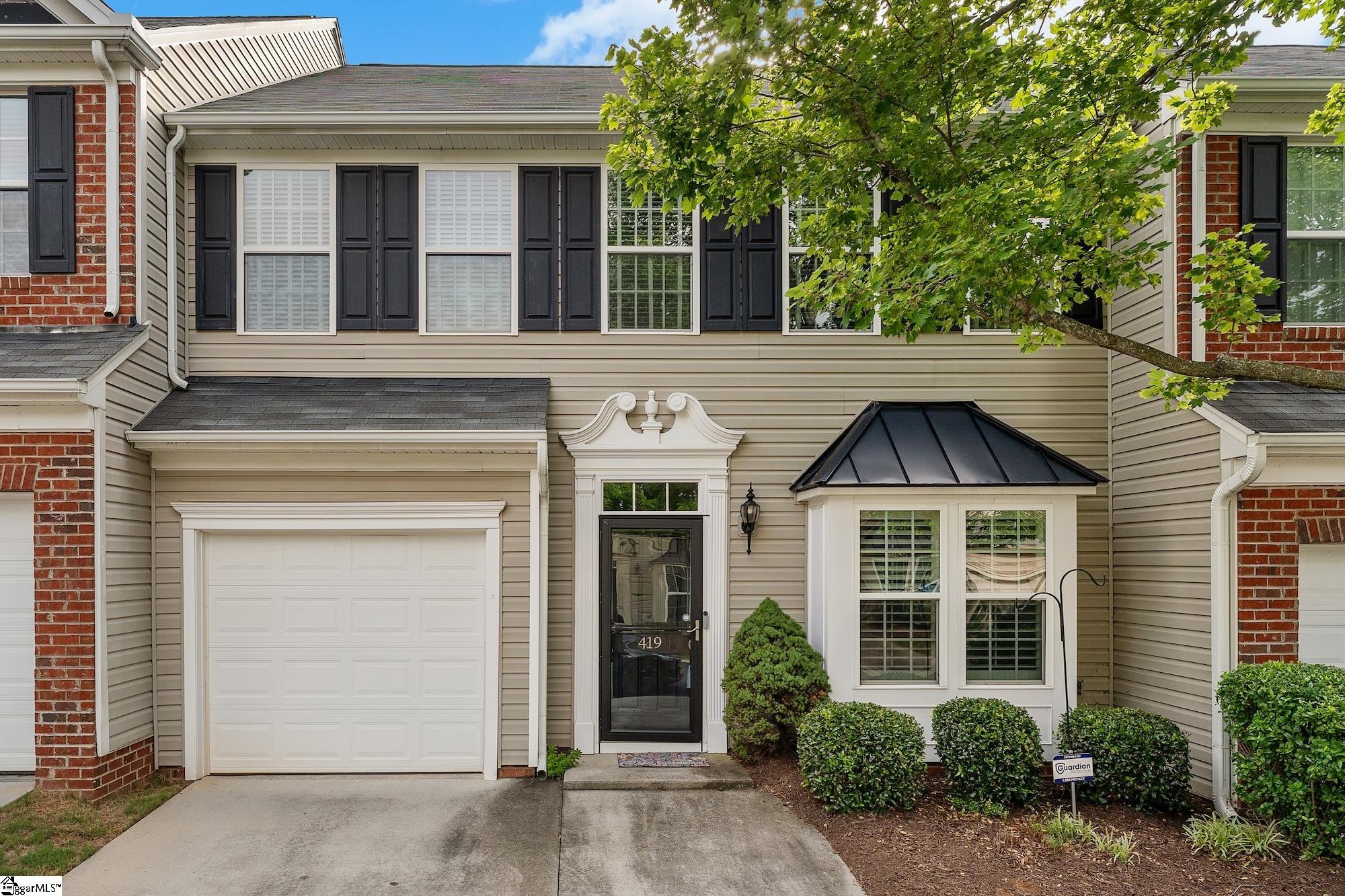 419 Cedar Pines Drive — photo