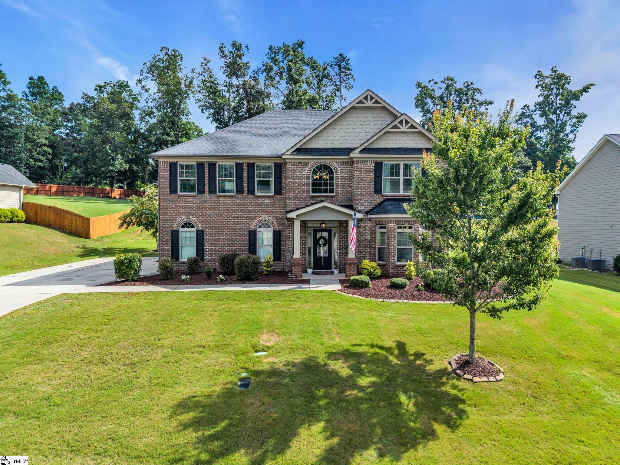 122 James Lake Way — photo