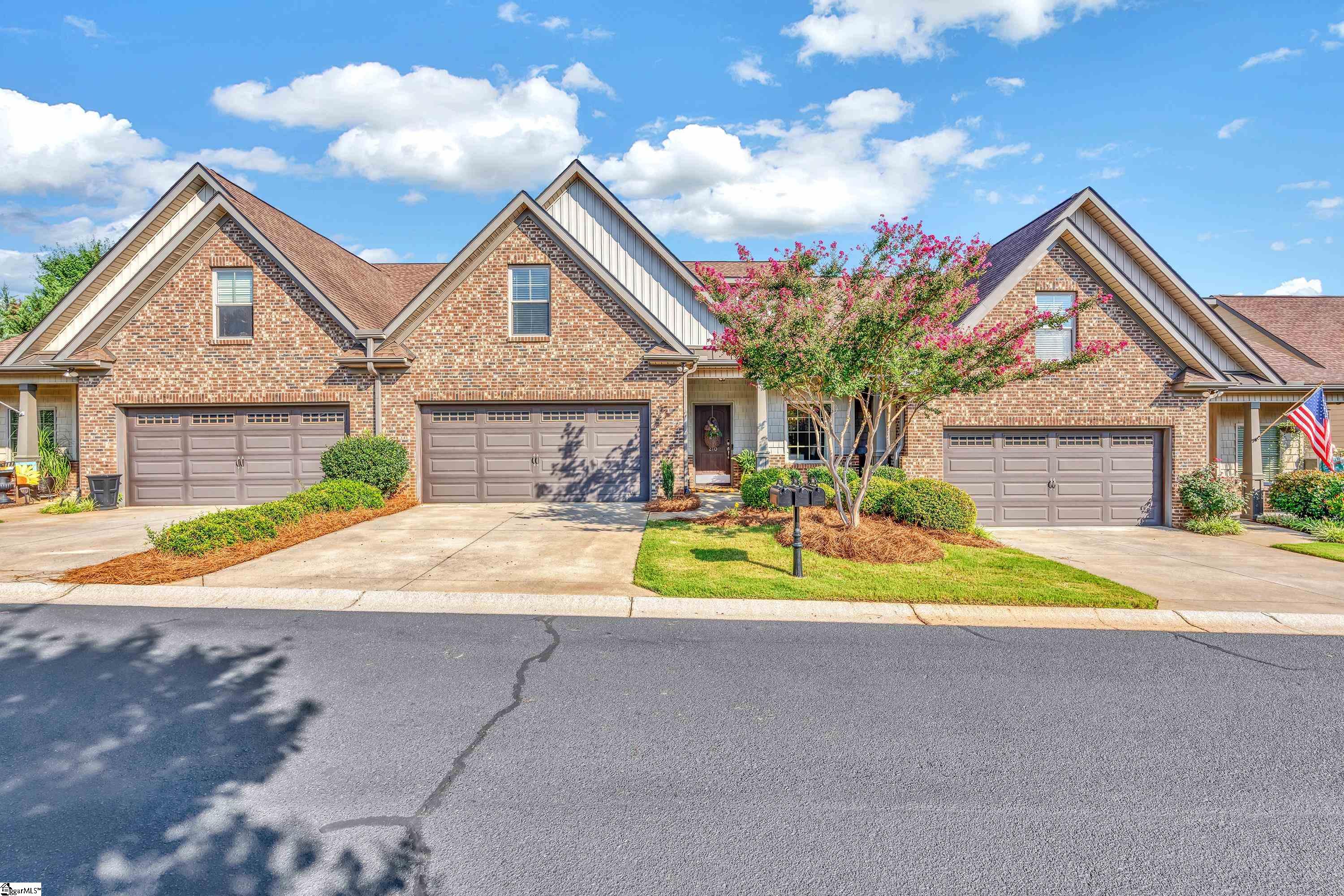210 Bay Laurel Way — photo