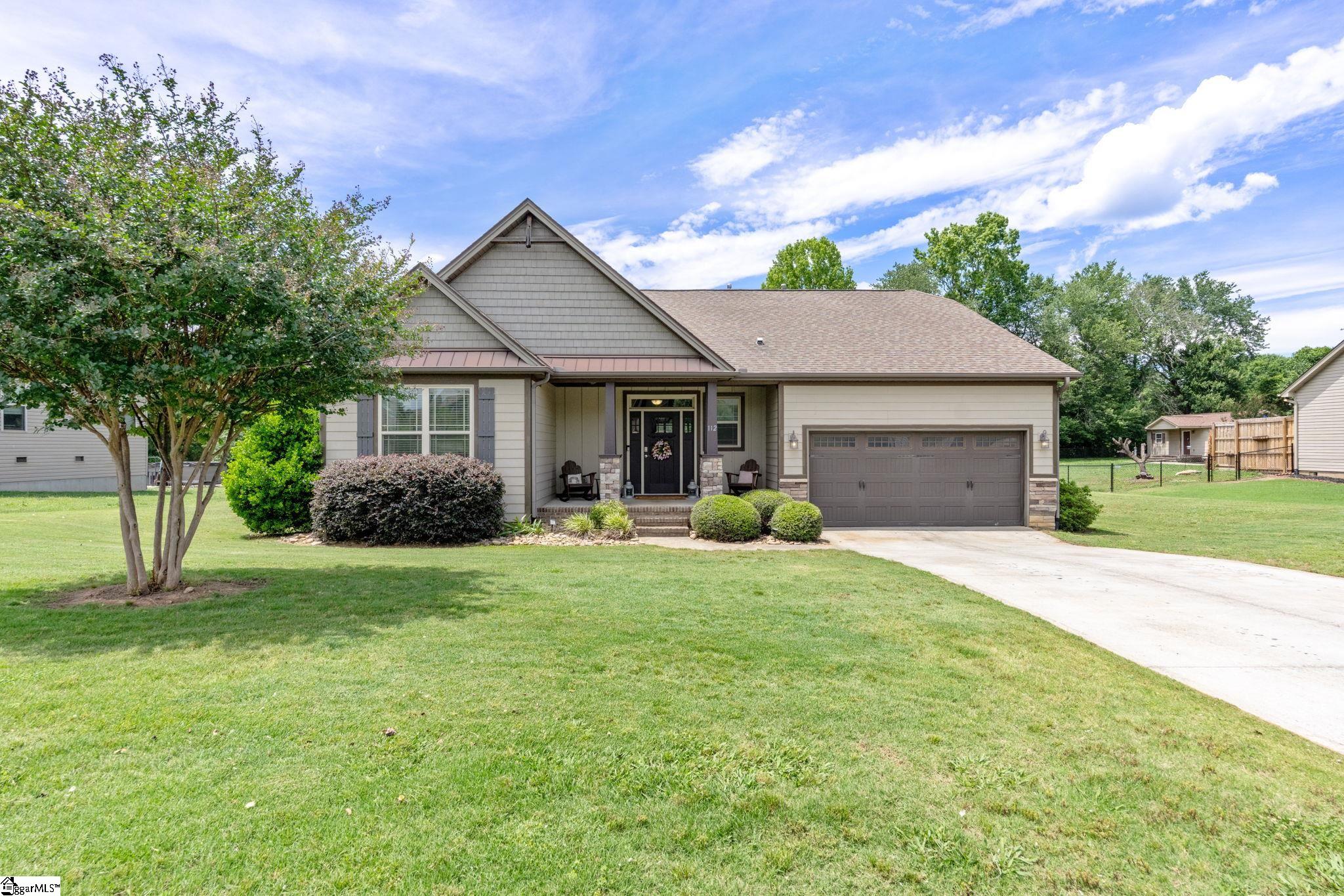 112 Fox Farm Way — photo