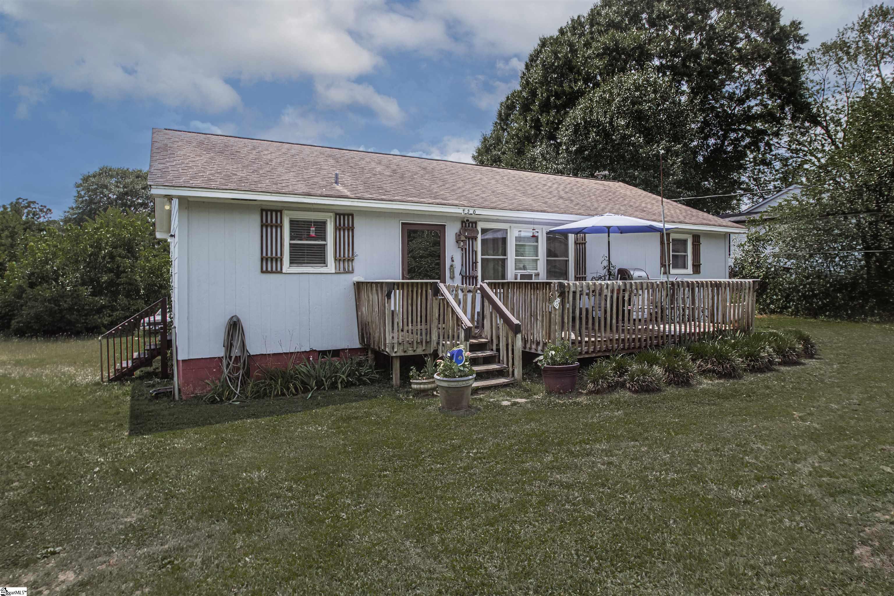 120 Jay Drive — photo