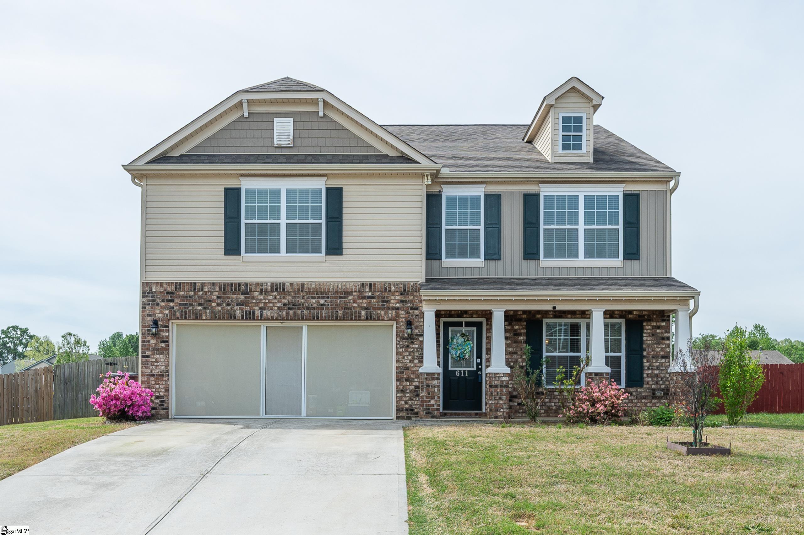 611 Willow Bank Landing — photo