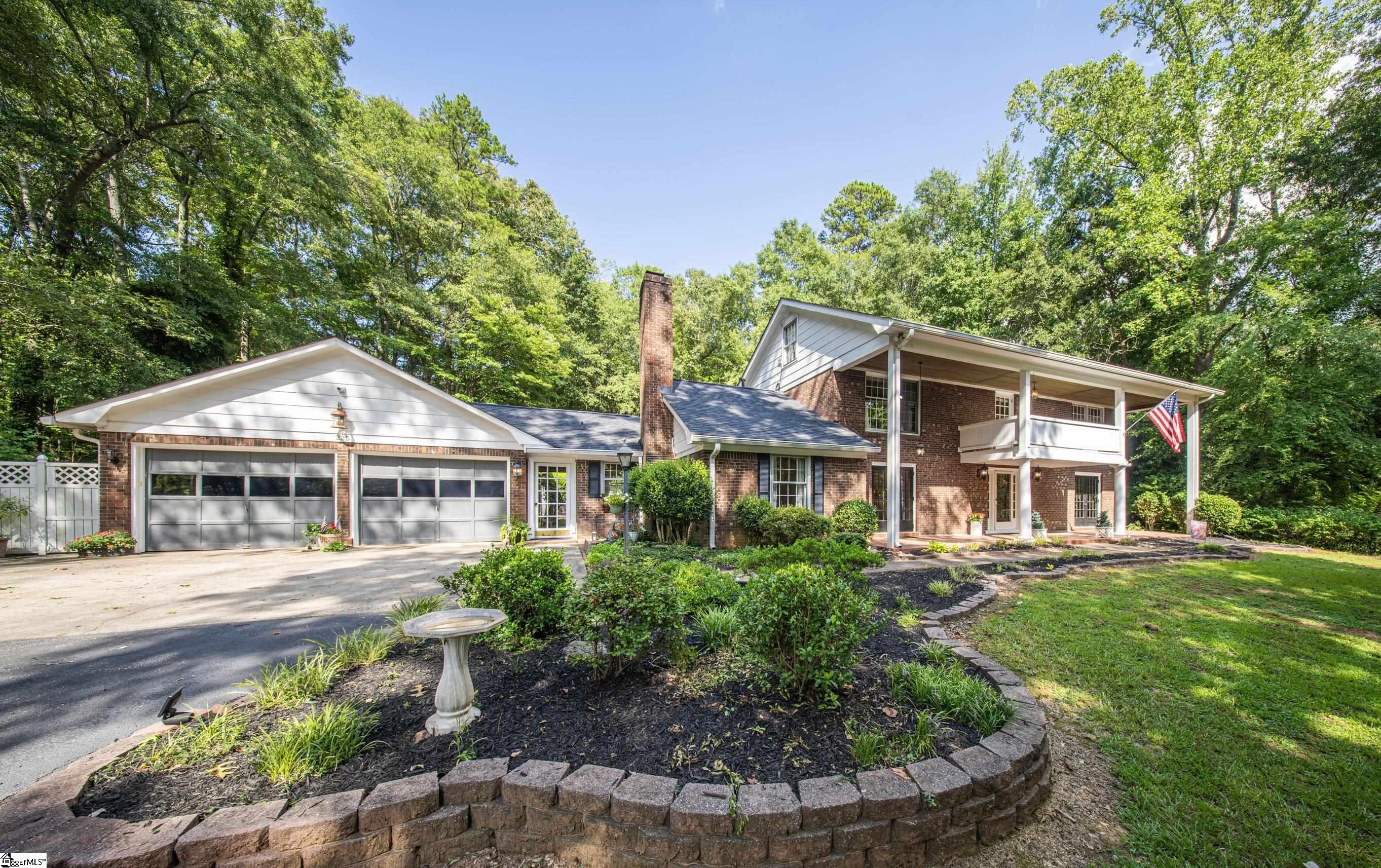 225 Walnut Hill Lane — photo