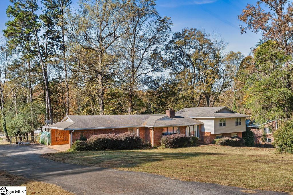 524 Perrin Drive — photo