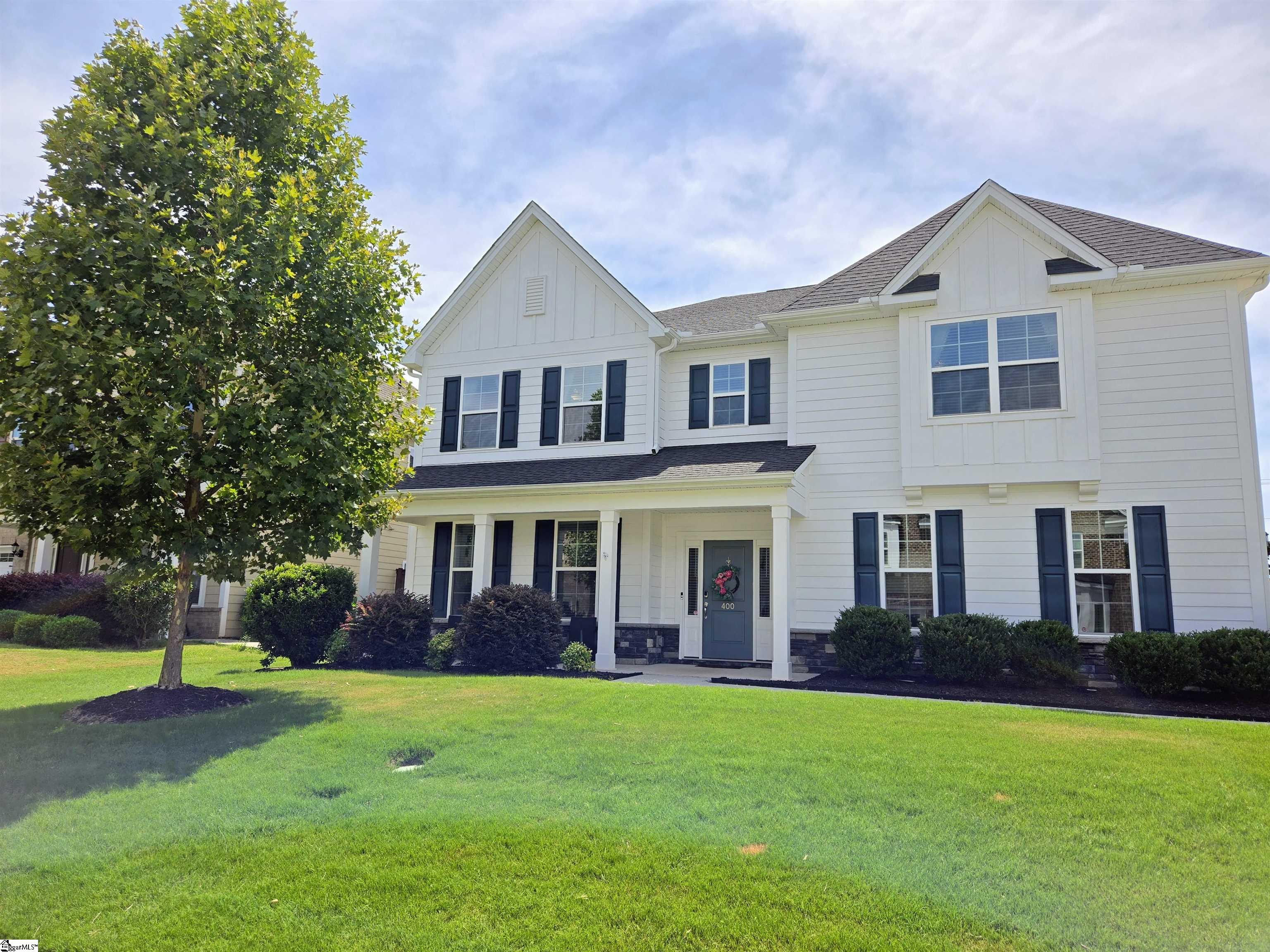 400 Blue Peak Court — photo