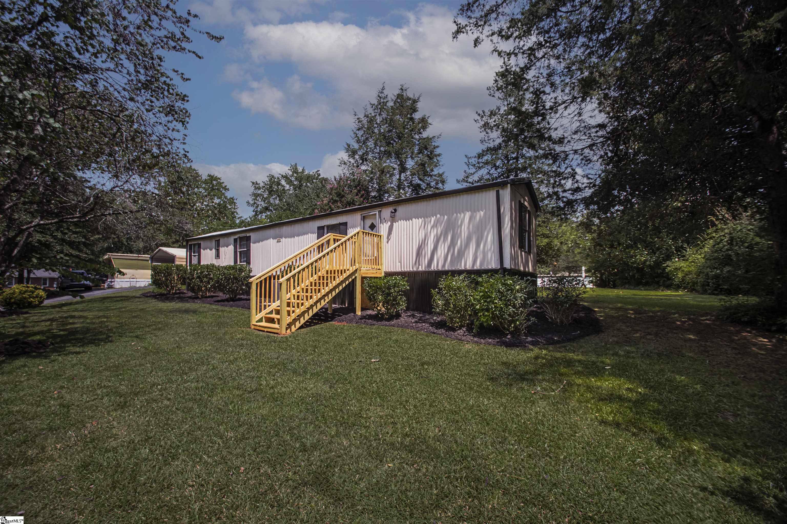 410 Cedar Circle — photo