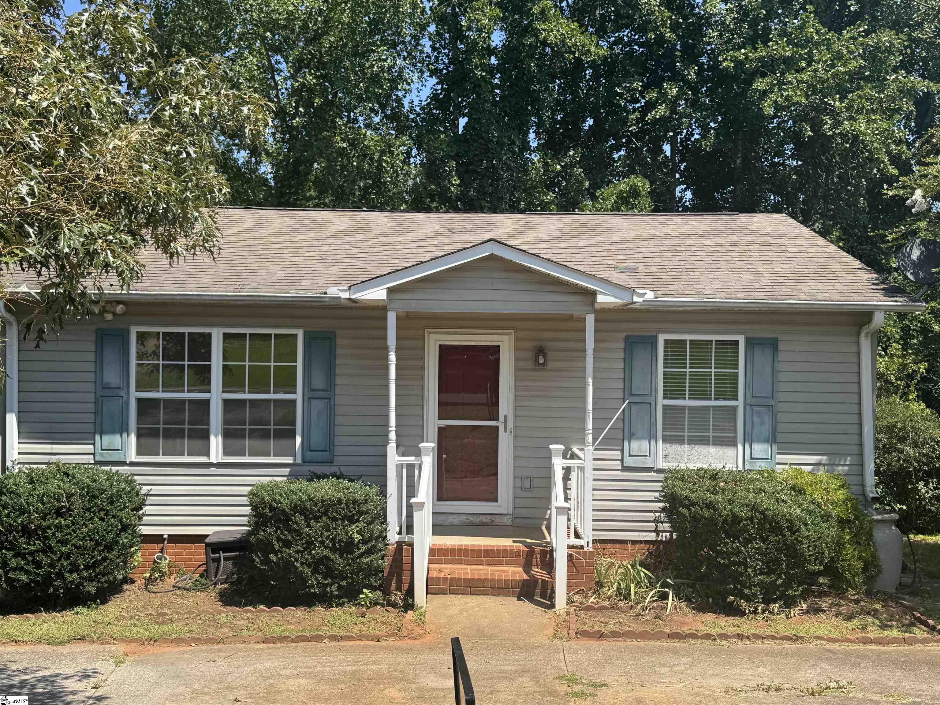 109 Everest Drive — photo