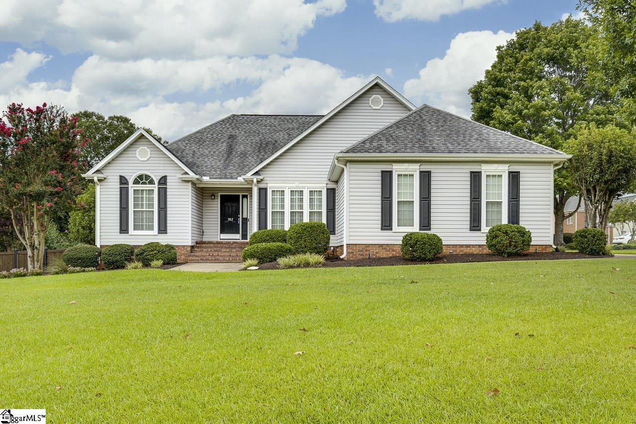302 Wild Rice Drive — photo