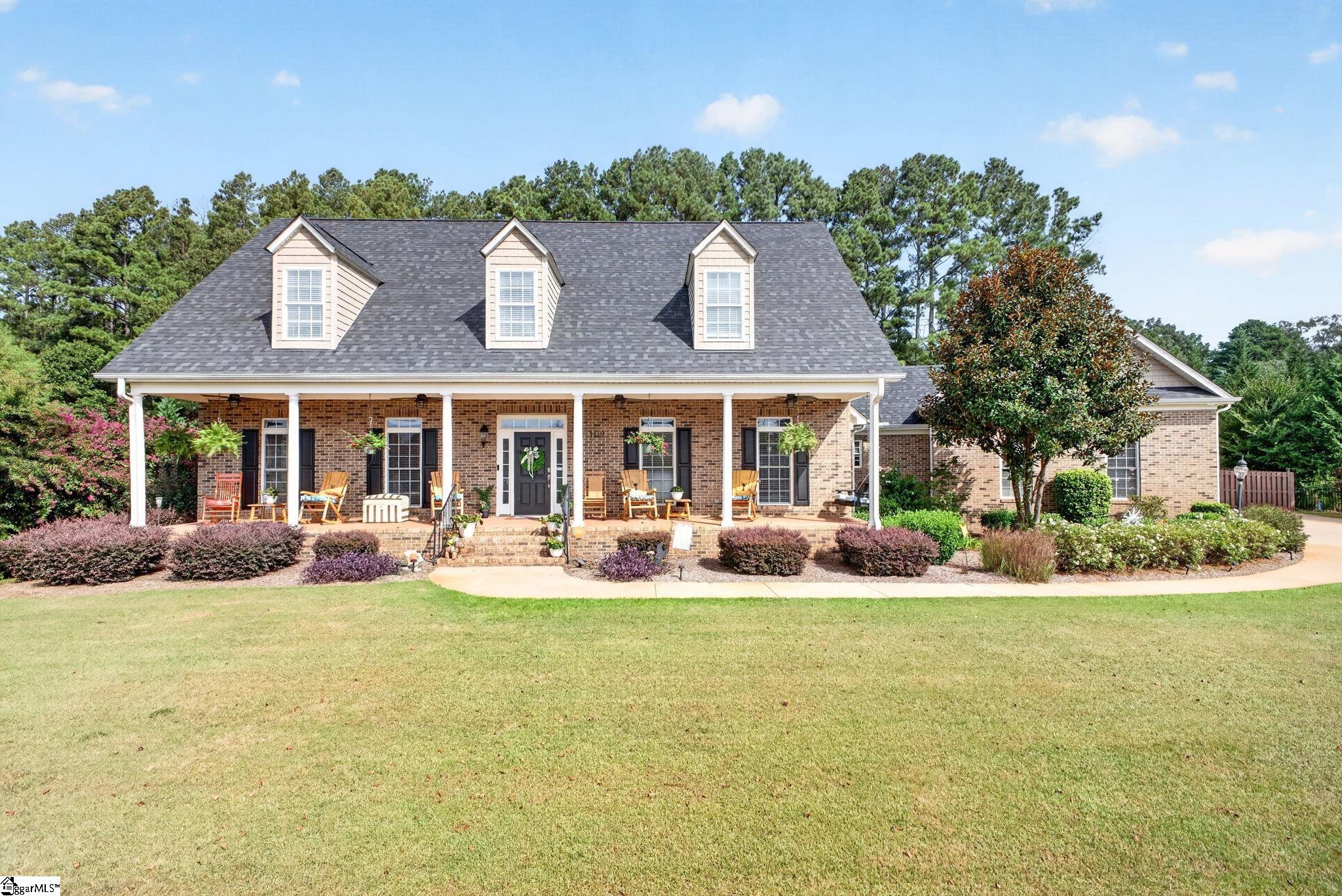 102 Lantern Ridge Drive — photo